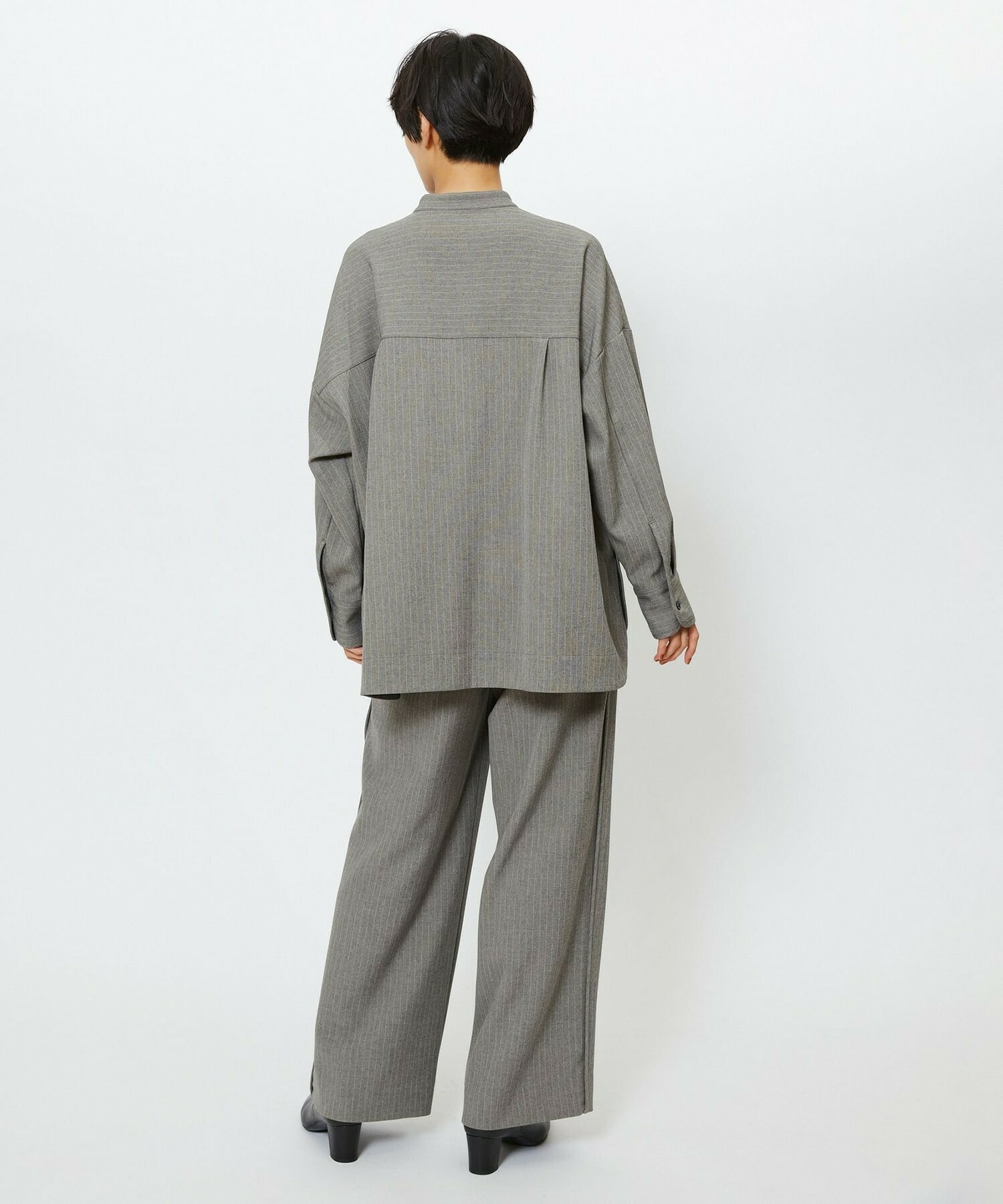 【feerique】【Lサイズ】feerique ウールライクストライプワイドパンツ 詳細画像 チャコールグレー 15