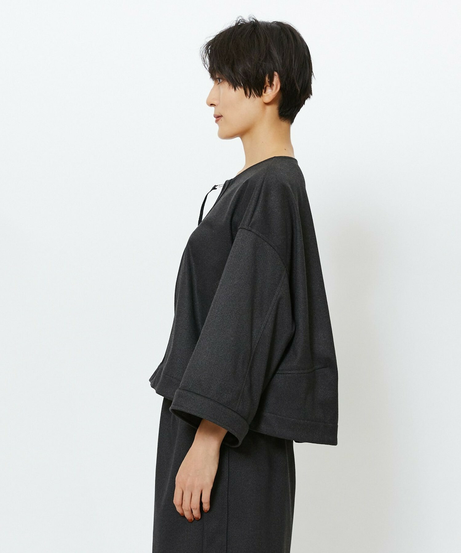 【feerique】【Lサイズ】feerique ウールライクニットツイルコクーンシルエットプルオーバー 詳細画像 チャコールグレー 27