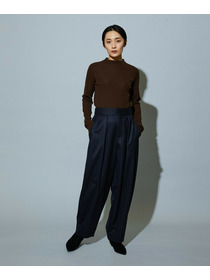 【MOGA】［eclat 2025年12月号掲載商品］【Lサイズ】スタイリスト戸野塚かおるコラボ チョークストライプストレッチコクーンパンツ 詳細画像 チャコールグレー 12