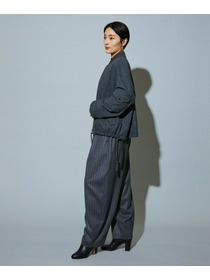 【MOGA】［eclat 2025年12月号掲載商品］【Lサイズ】スタイリスト戸野塚かおるコラボ チョークストライプストレッチコクーンパンツ 詳細画像 チャコールグレー 23