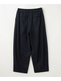 【MOGA】［eclat 2025年12月号掲載商品］【Lサイズ】スタイリスト戸野塚かおるコラボ チョークストライプストレッチコクーンパンツ 詳細画像 チャコールグレー 5