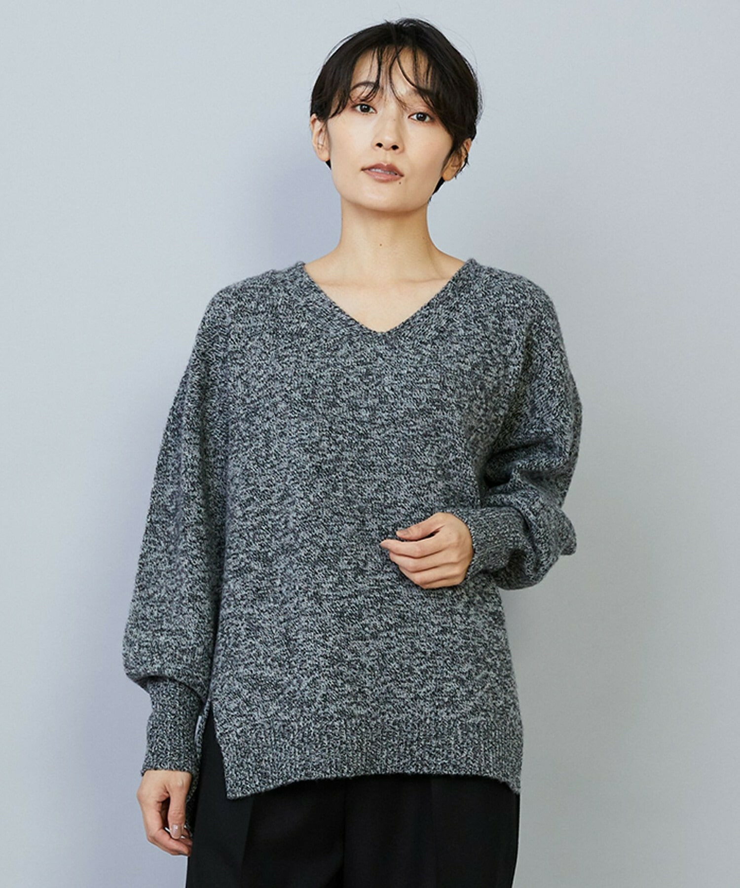 【MOGA】【Lサイズ】クーマラムカシミヤＶネックニット 詳細画像 グレー系その他 2