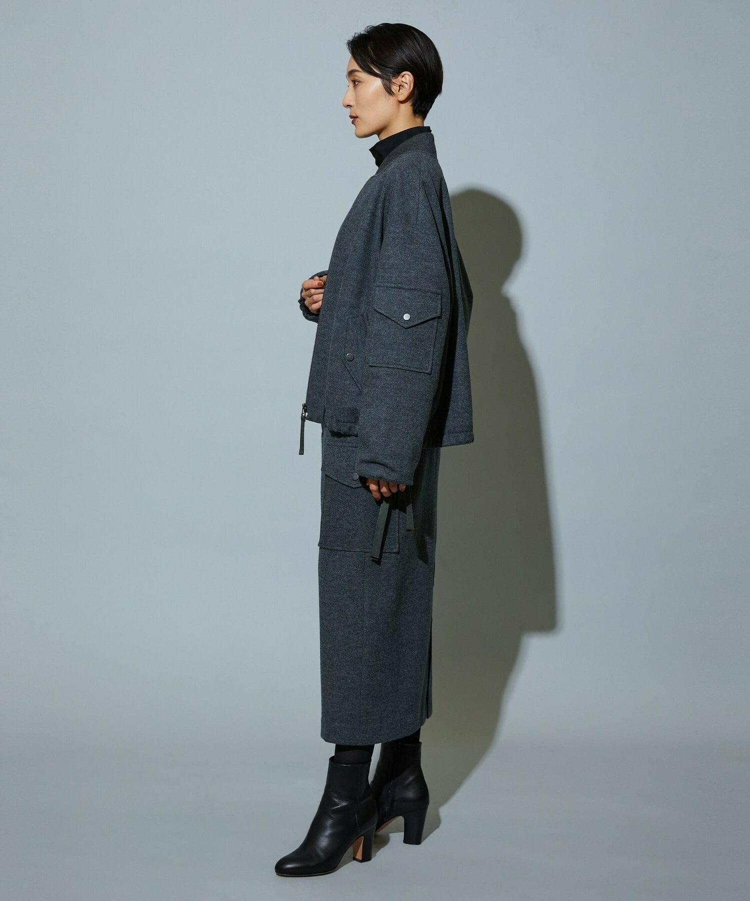 【MOGA】【Lサイズ】スタイリスト戸野塚かおるコラボ ハードミルド天竺ブルゾン 詳細画像 チャコールグレー 16