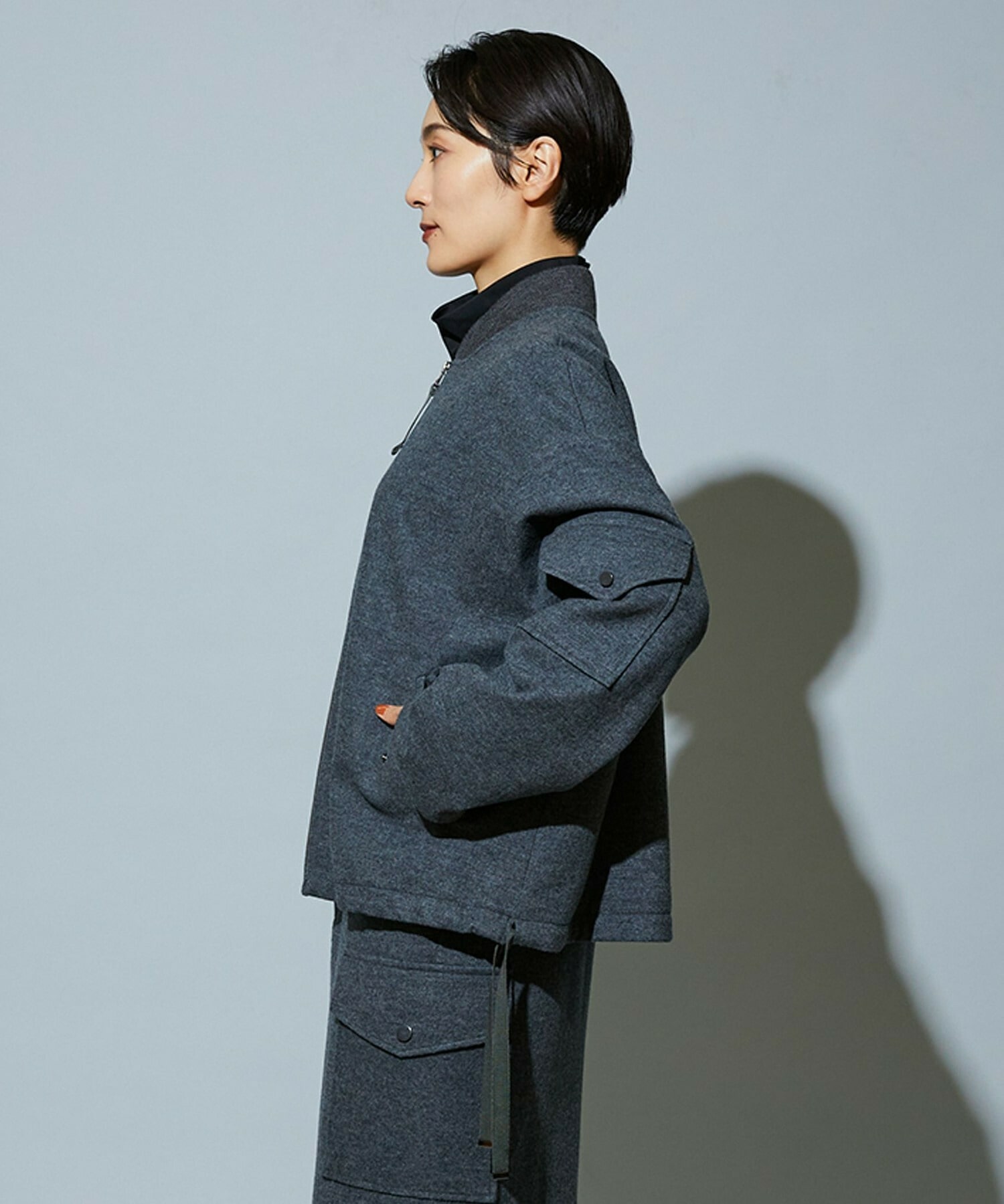 【MOGA】【Lサイズ】スタイリスト戸野塚かおるコラボ ハードミルド天竺ブルゾン 詳細画像 チャコールグレー 21