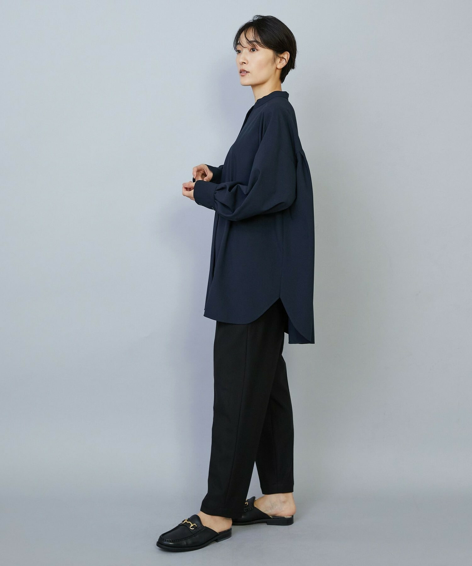 【MOGA】トロストレッチバンドカラーブラウス 詳細画像 ネイビー 17