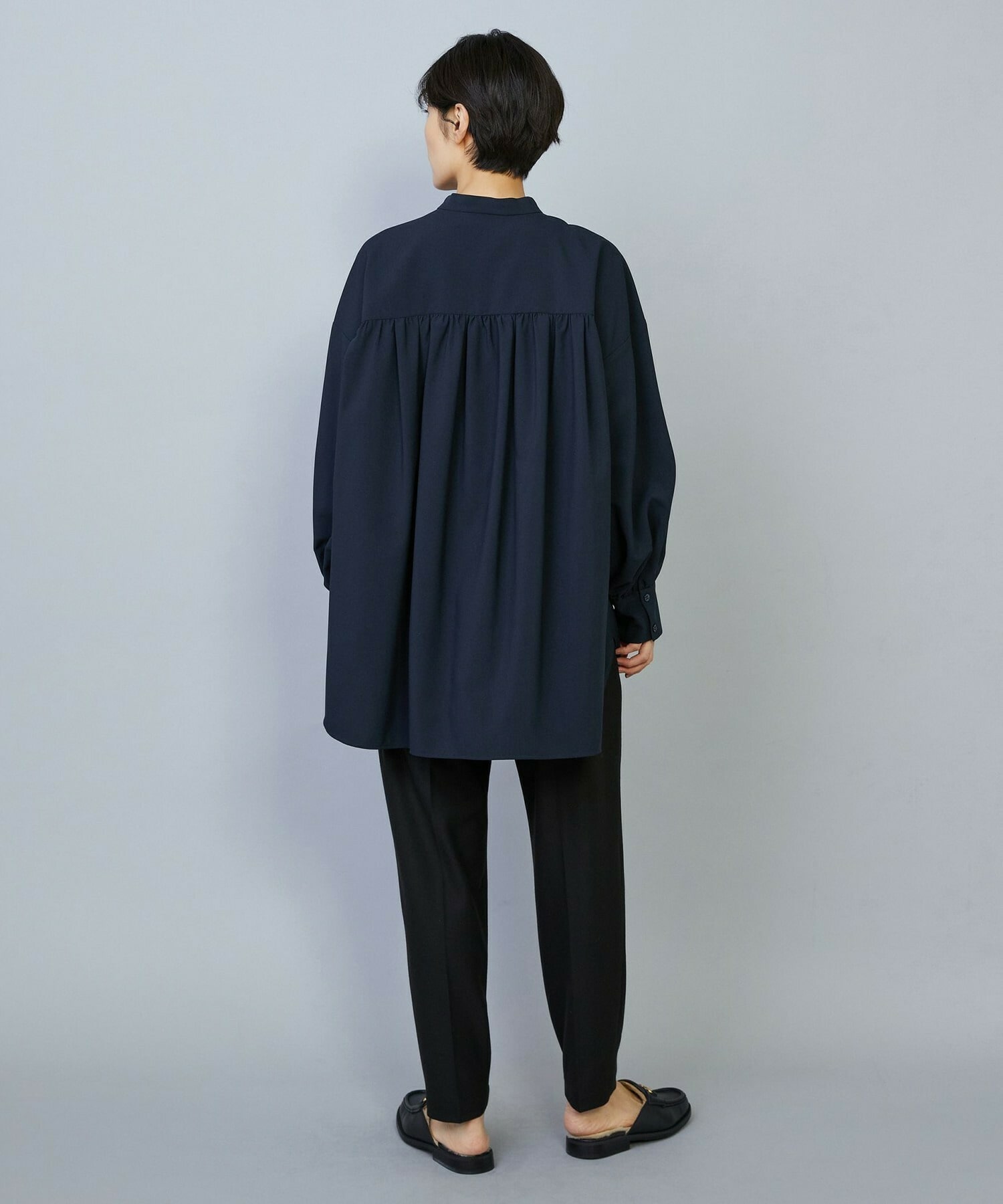 【MOGA】トロストレッチバンドカラーブラウス 詳細画像 ネイビー 18