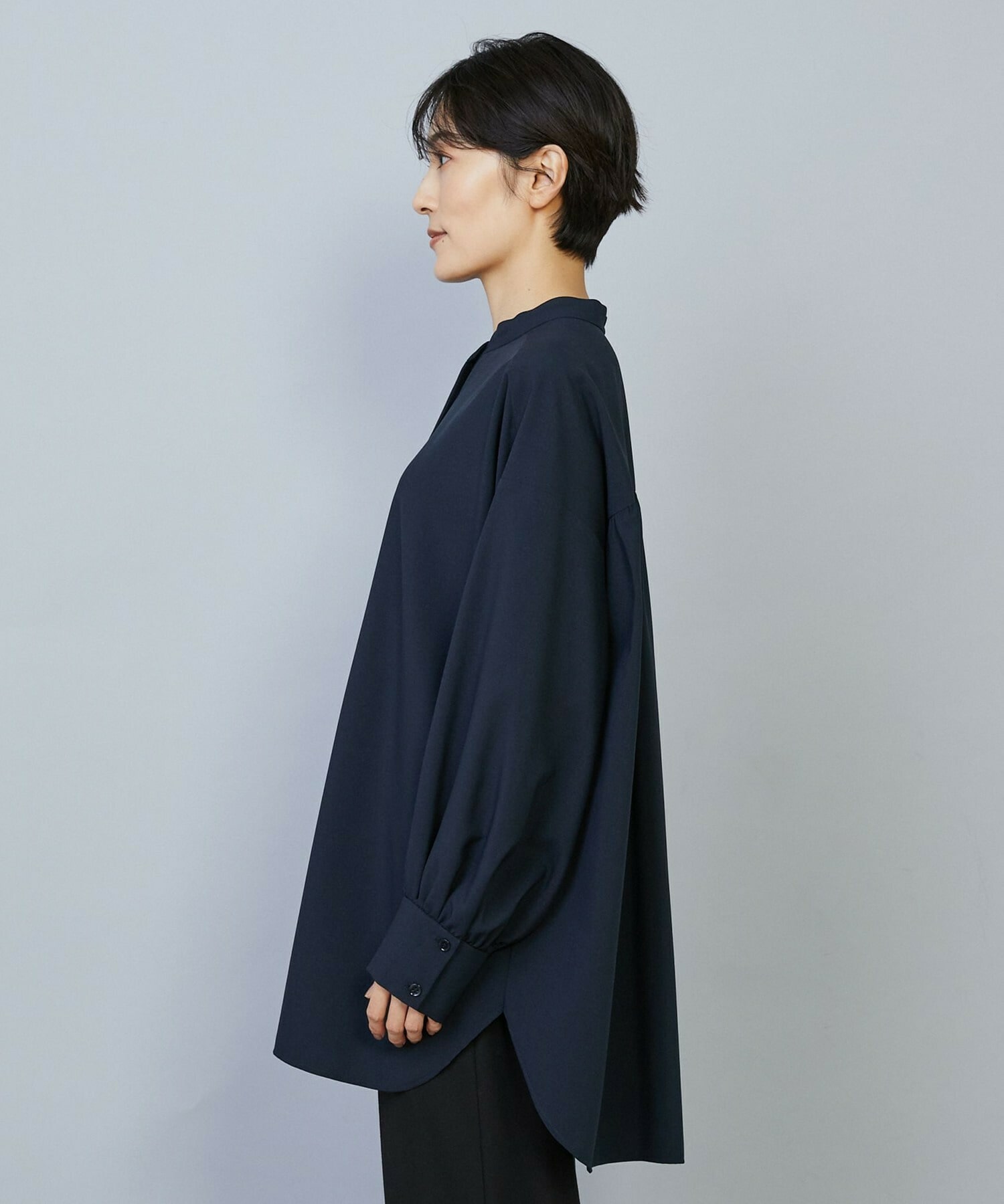 【MOGA】トロストレッチバンドカラーブラウス 詳細画像 ネイビー 21