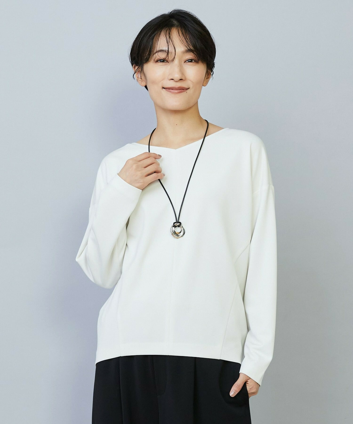 【MOGA】トリアセカルゼVネックトップス 詳細画像 オフホワイト 1