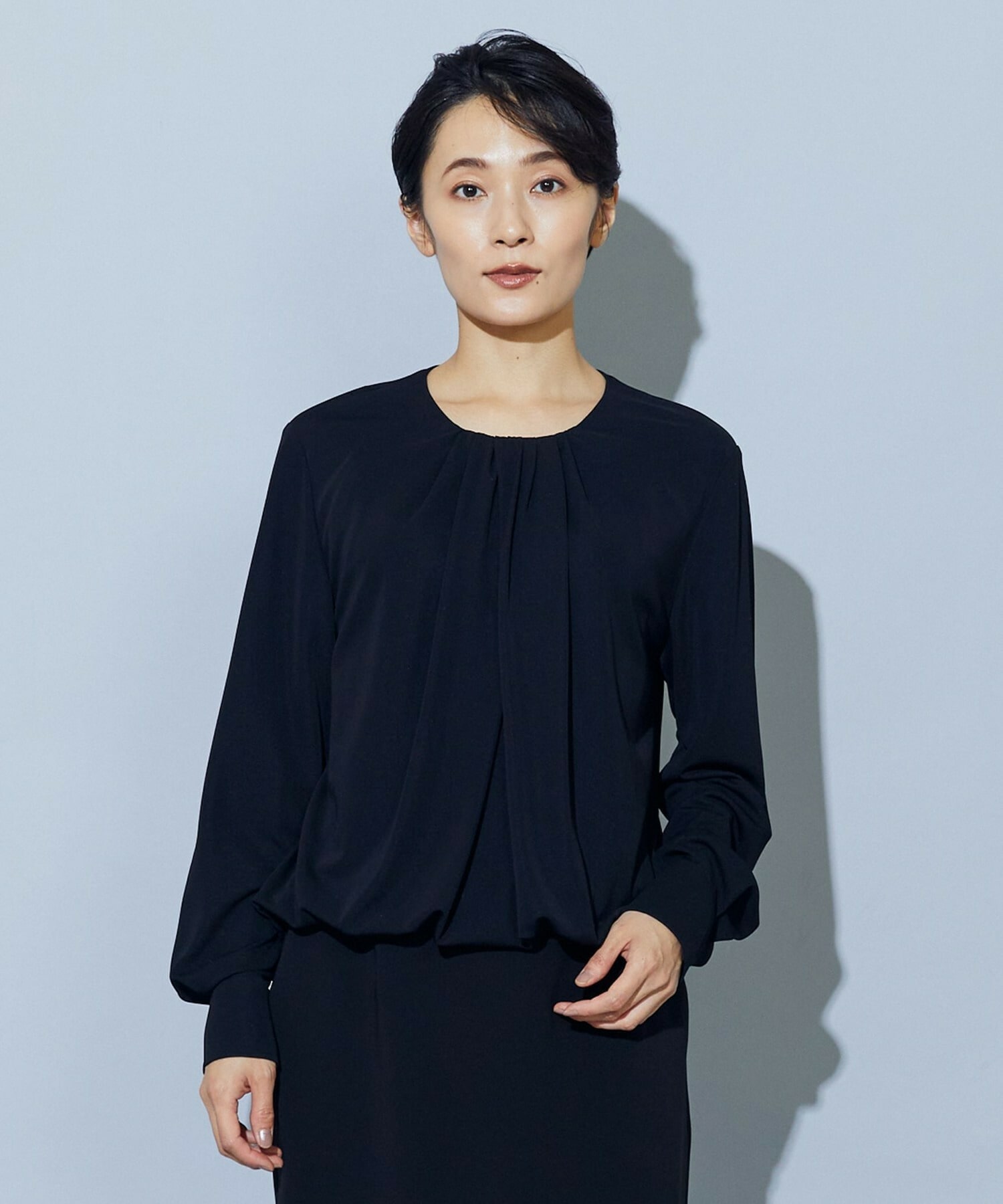 【wb】wb ビスコーススムースジャージブラウス 詳細画像 ダークネイビー 1