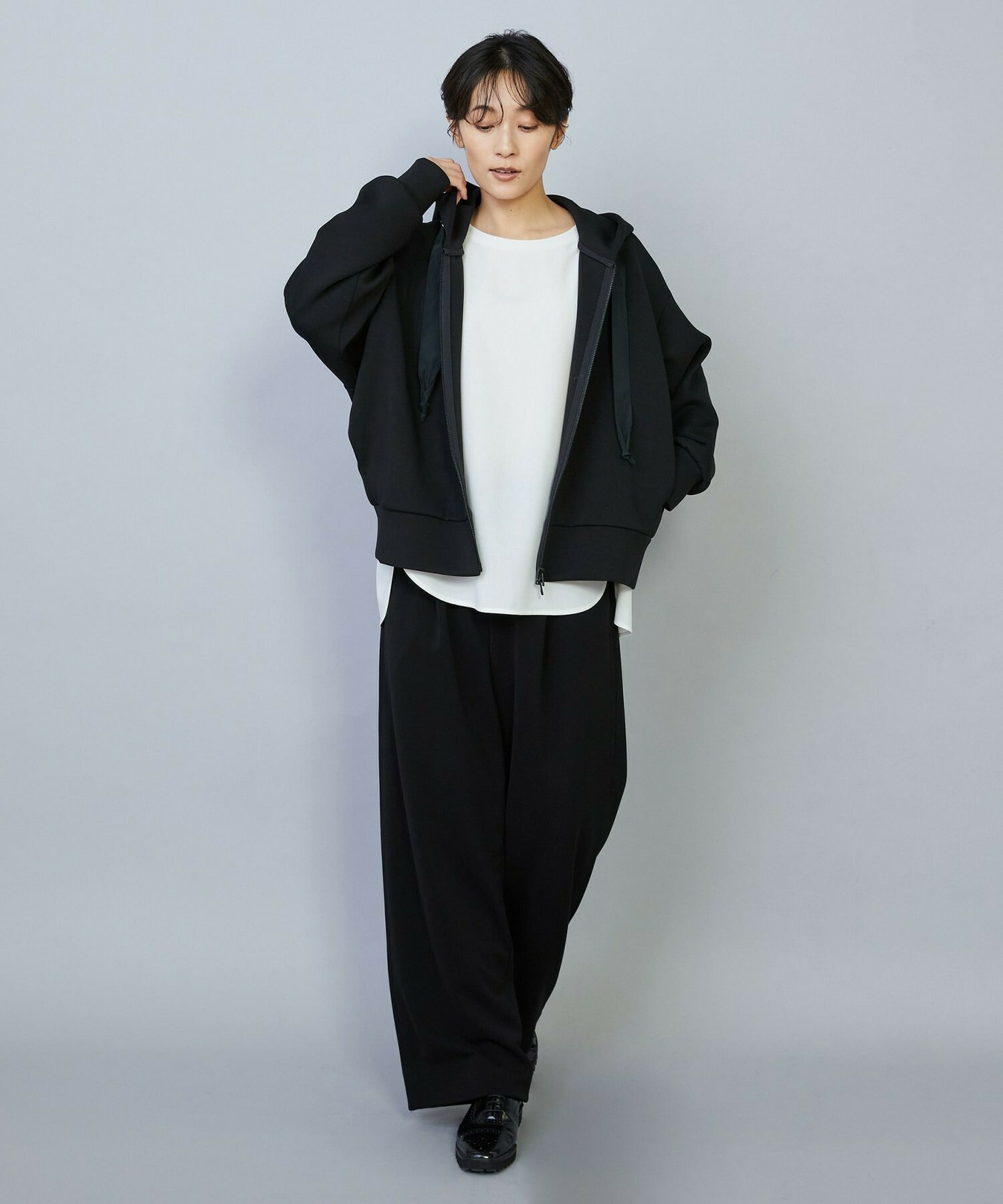 【MOGA】【Lサイズ】スムースダンボールフードジップパーカー 詳細画像 ブラック 1