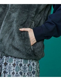 【FRAPBOIS】FRAPBOIS×WILD THINGS シャギーフリースベスト 詳細画像 ブラック 3