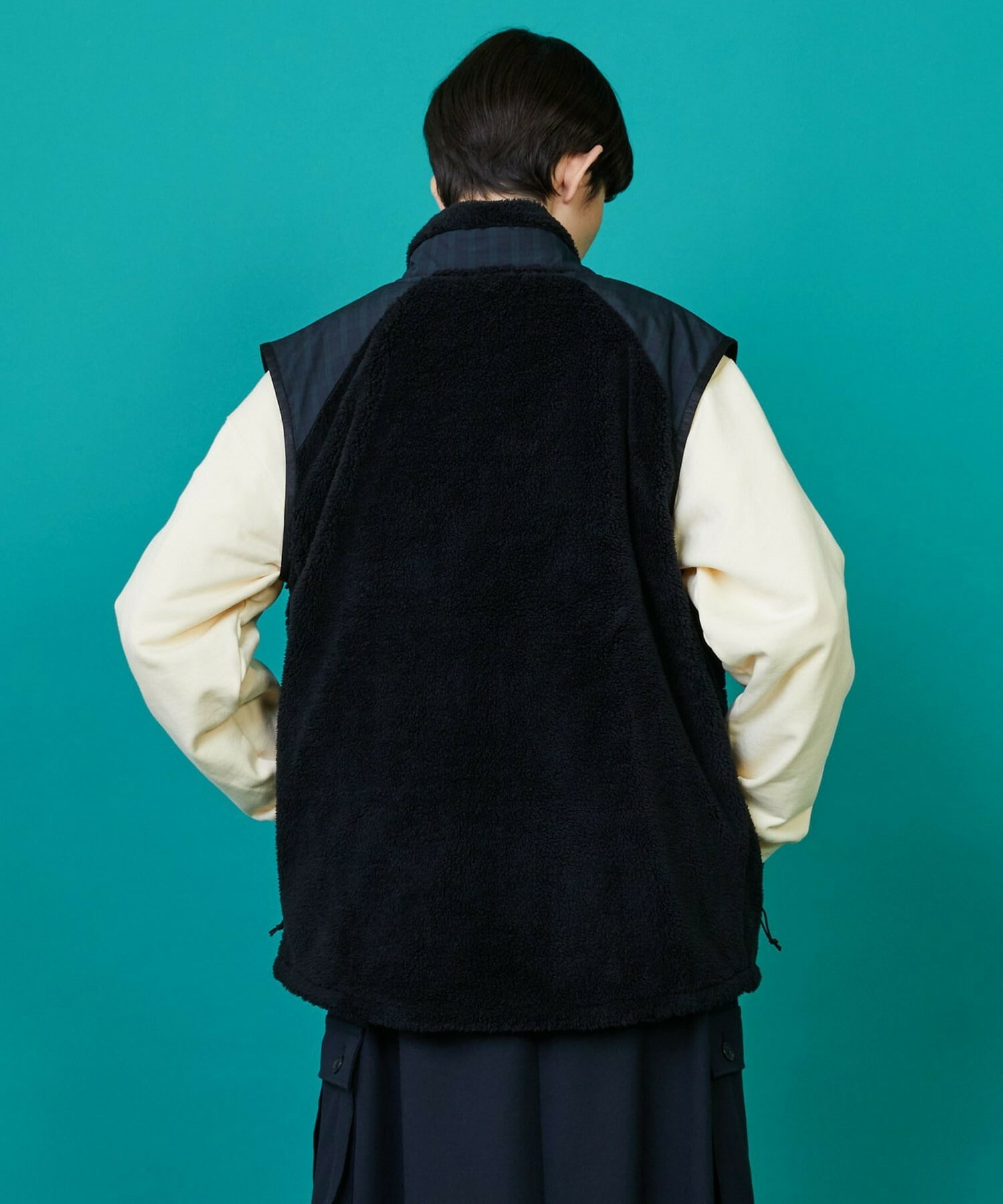 【FRAPBOIS】FRAPBOIS×WILD THINGS シャギーフリースベスト 詳細画像 ブラック 13