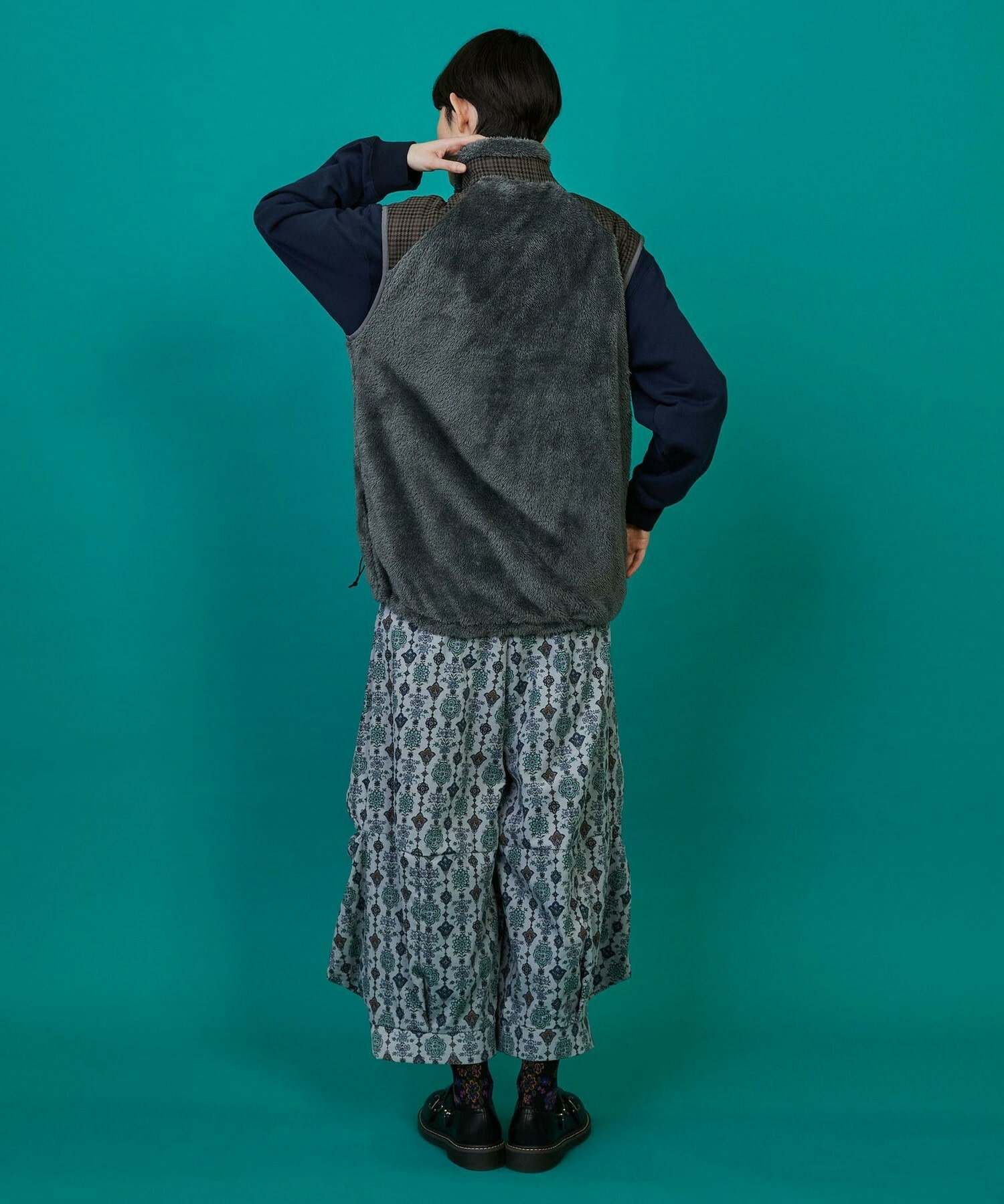 【FRAPBOIS】FRAPBOIS×WILD THINGS シャギーフリースベスト 詳細画像 ブラック 8