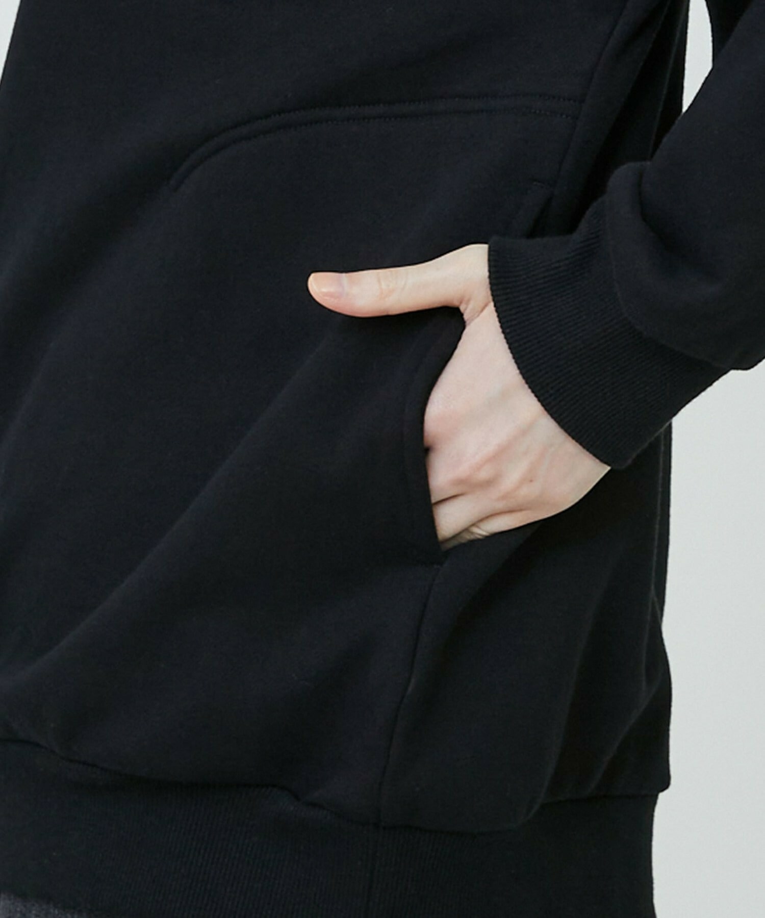 [FRAPBOIS PARK] Rib Neck Sweatshirt Detailed Image Gray 4