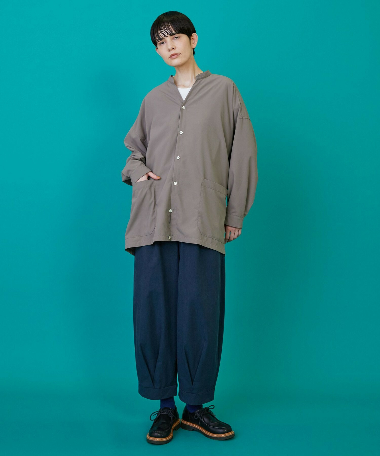 【FRAPBOIS】オーバードライ2 ワイドシャツ 詳細画像 グレイッシュベージュ 20