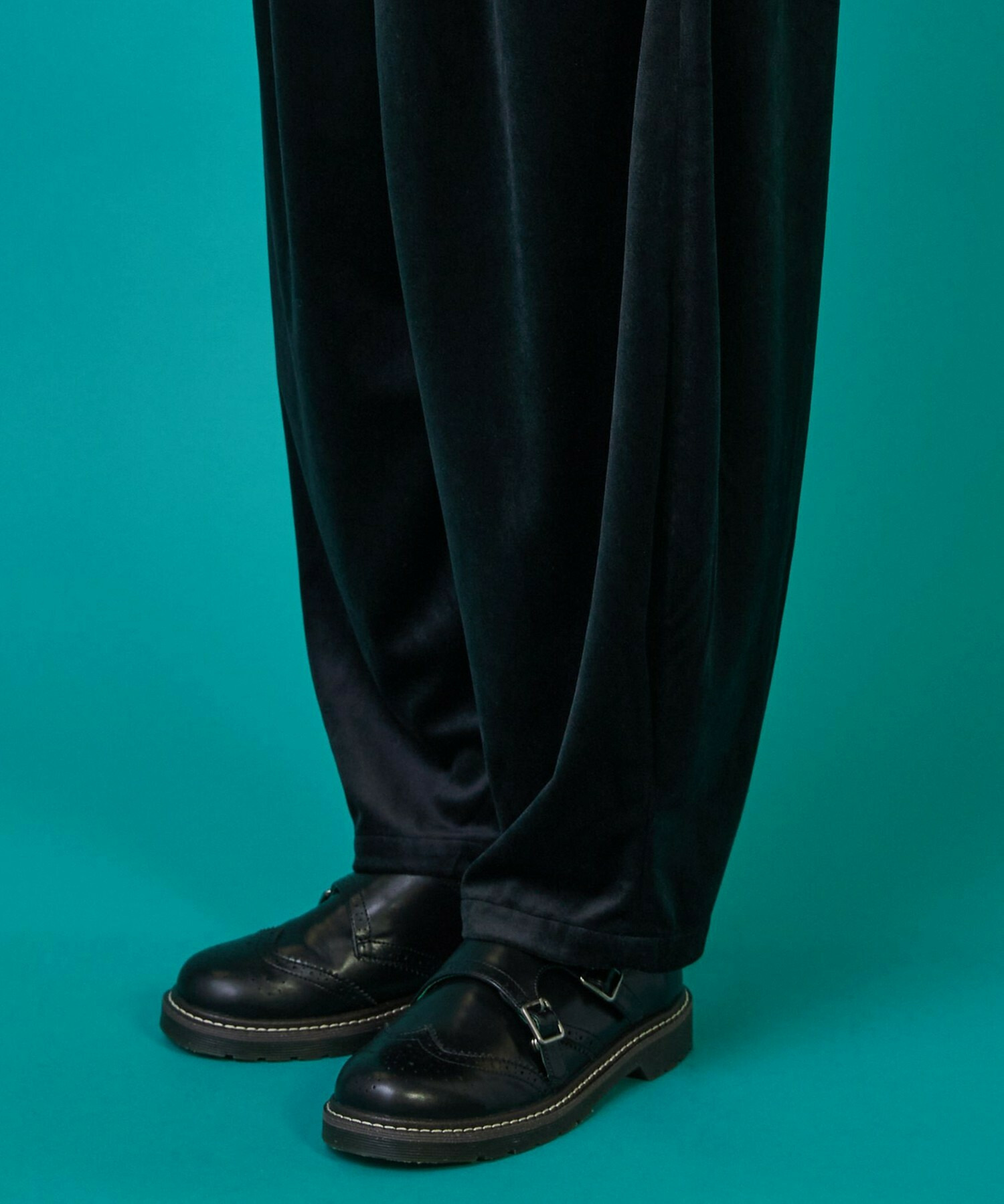 【FRAPBOIS】ベロアサール パンツ 詳細画像 ネイビー 5