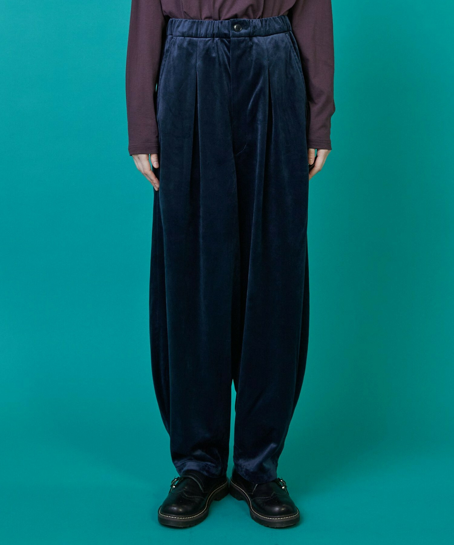 【FRAPBOIS】ベロアサール パンツ 詳細画像 ネイビー 1