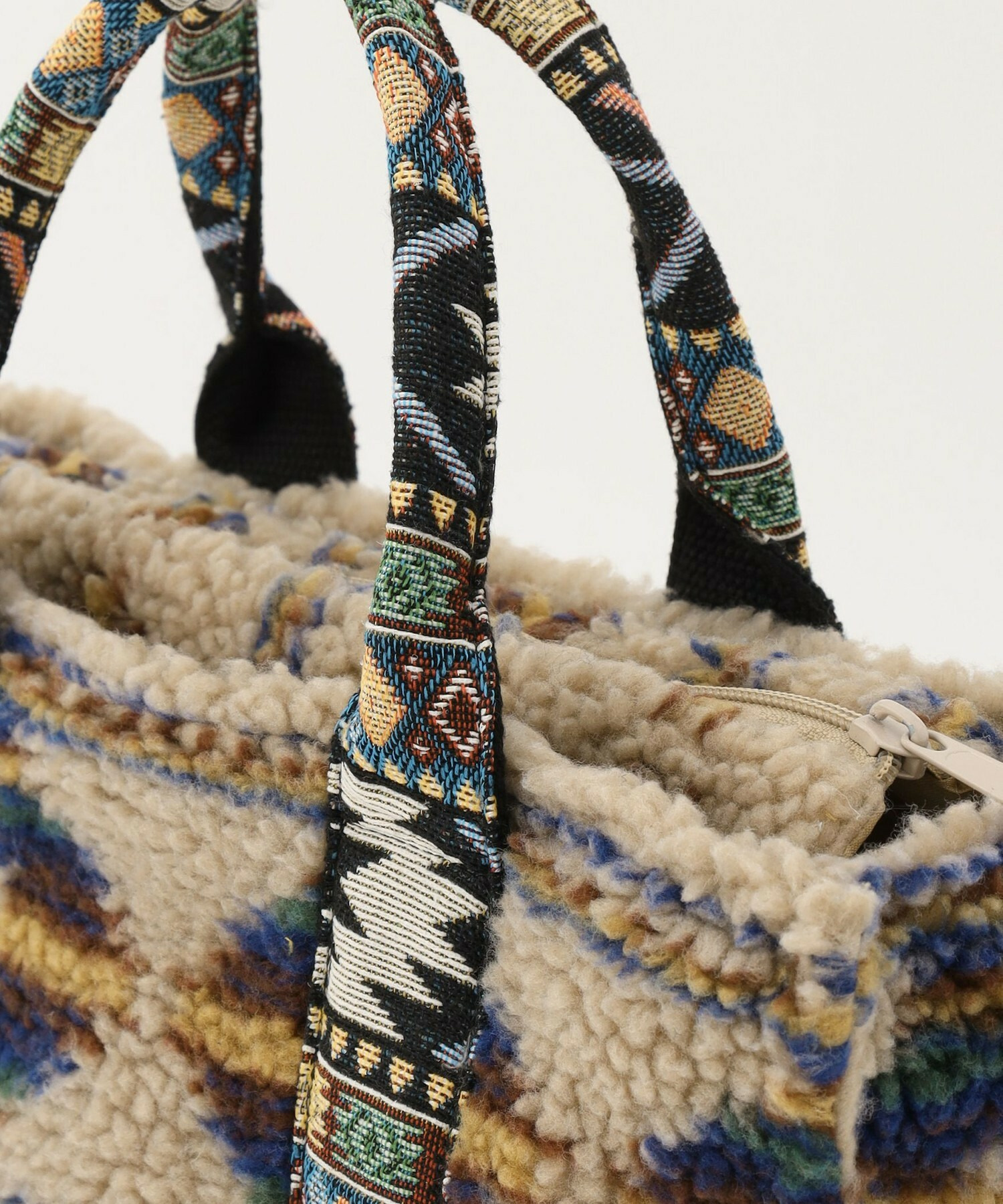 [FRAPBOIS] Boa Croat Tote Detailed Image Black 4