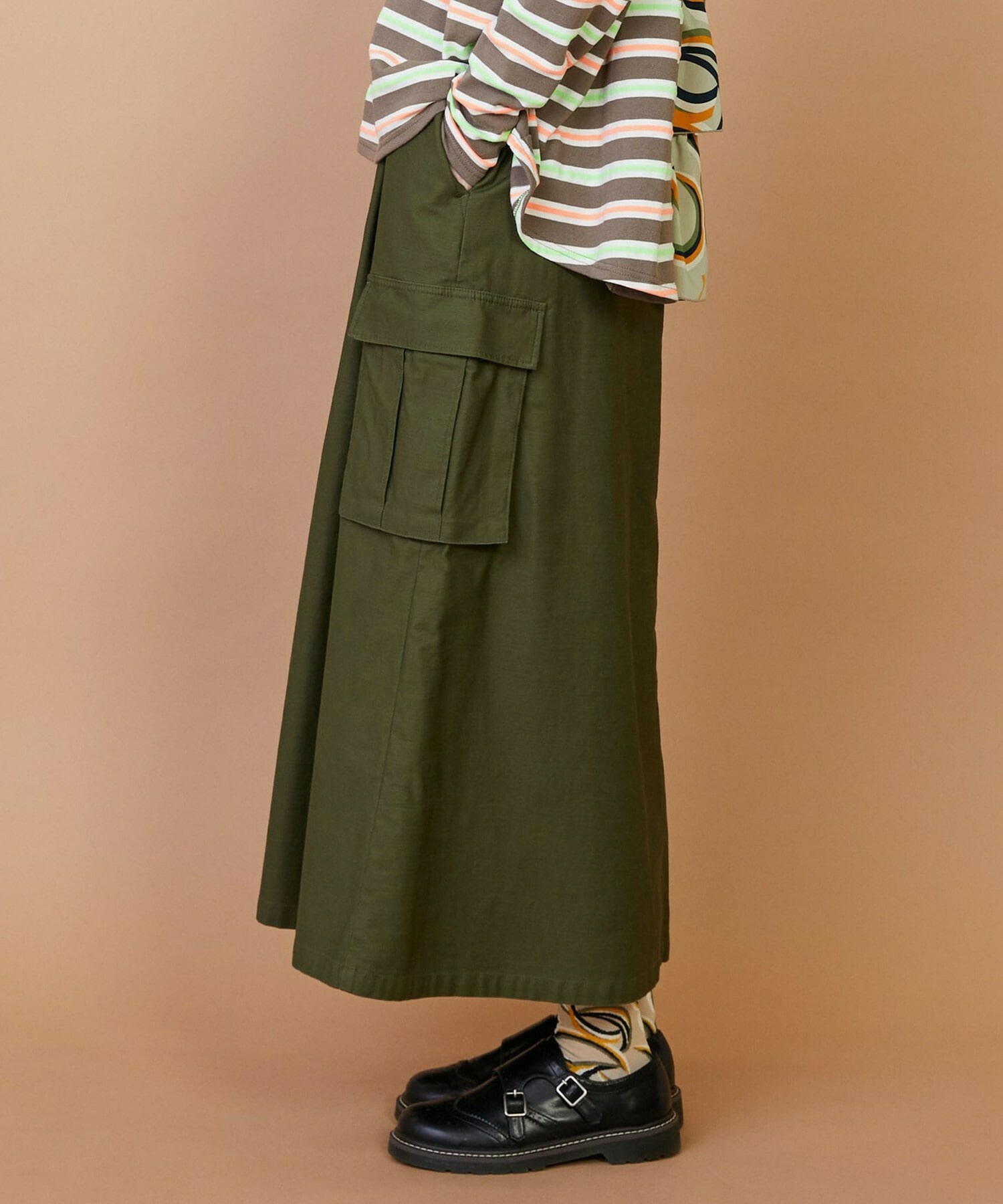 【FRAPBOIS】バックサテン スカート 詳細画像 グリーン 12