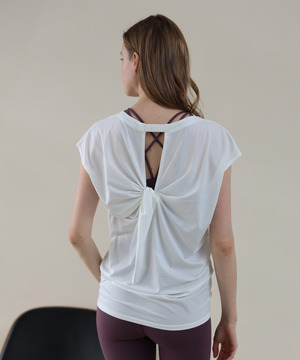 【Julier】【定番】ライトプライム バッククロスチュニック/エコ・UVカット・吸汗速乾・ホットヨガ対応・ラッシュガード 詳細画像 ホワイト 1