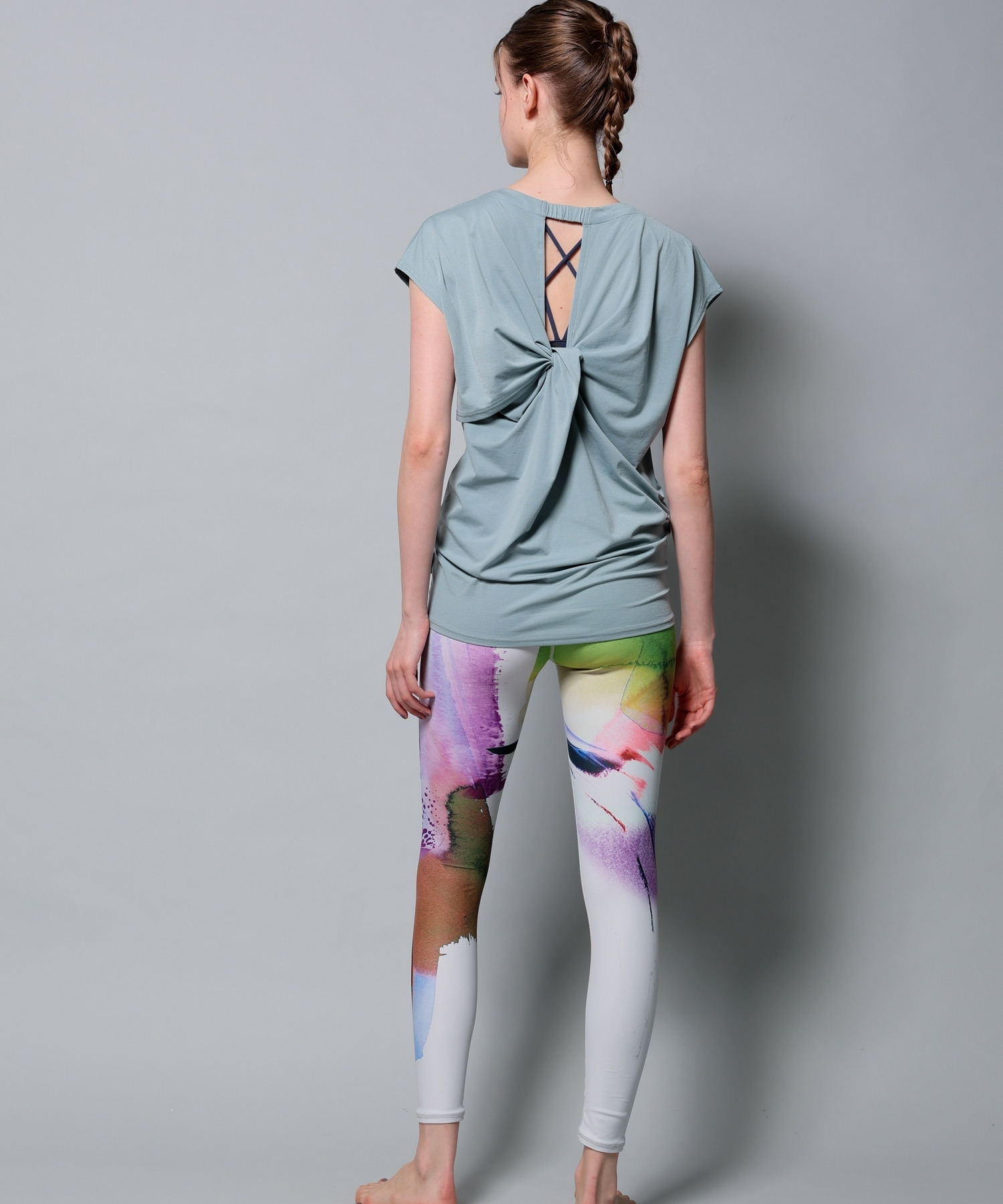 【Julier】【定番】ライトプライム バッククロスチュニック/エコ・UVカット・吸汗速乾・ホットヨガ対応・ラッシュガード 詳細画像 ネイビー 4