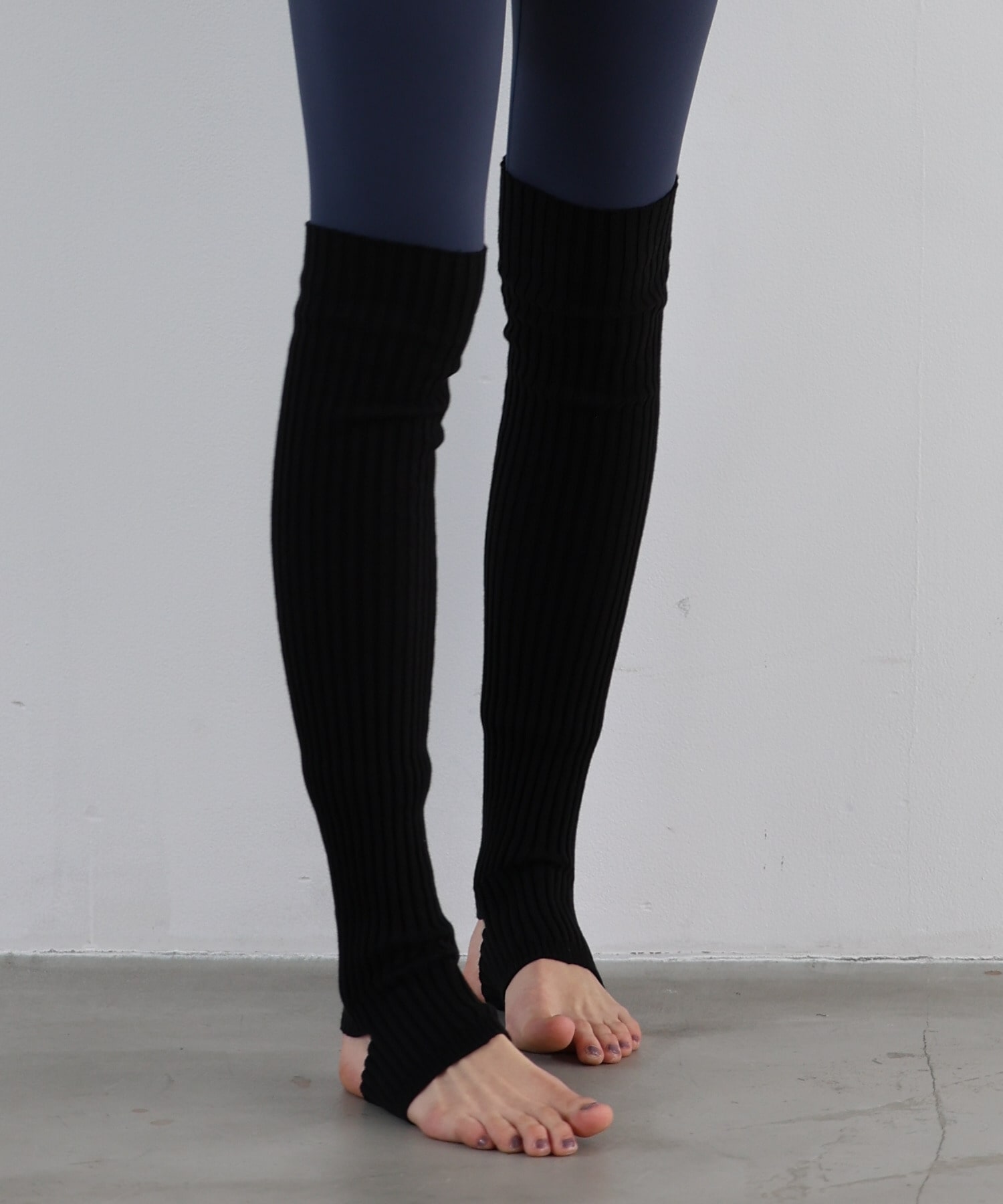 【Julier】レッグウォーマー／ミドル 詳細画像 ブラック 1