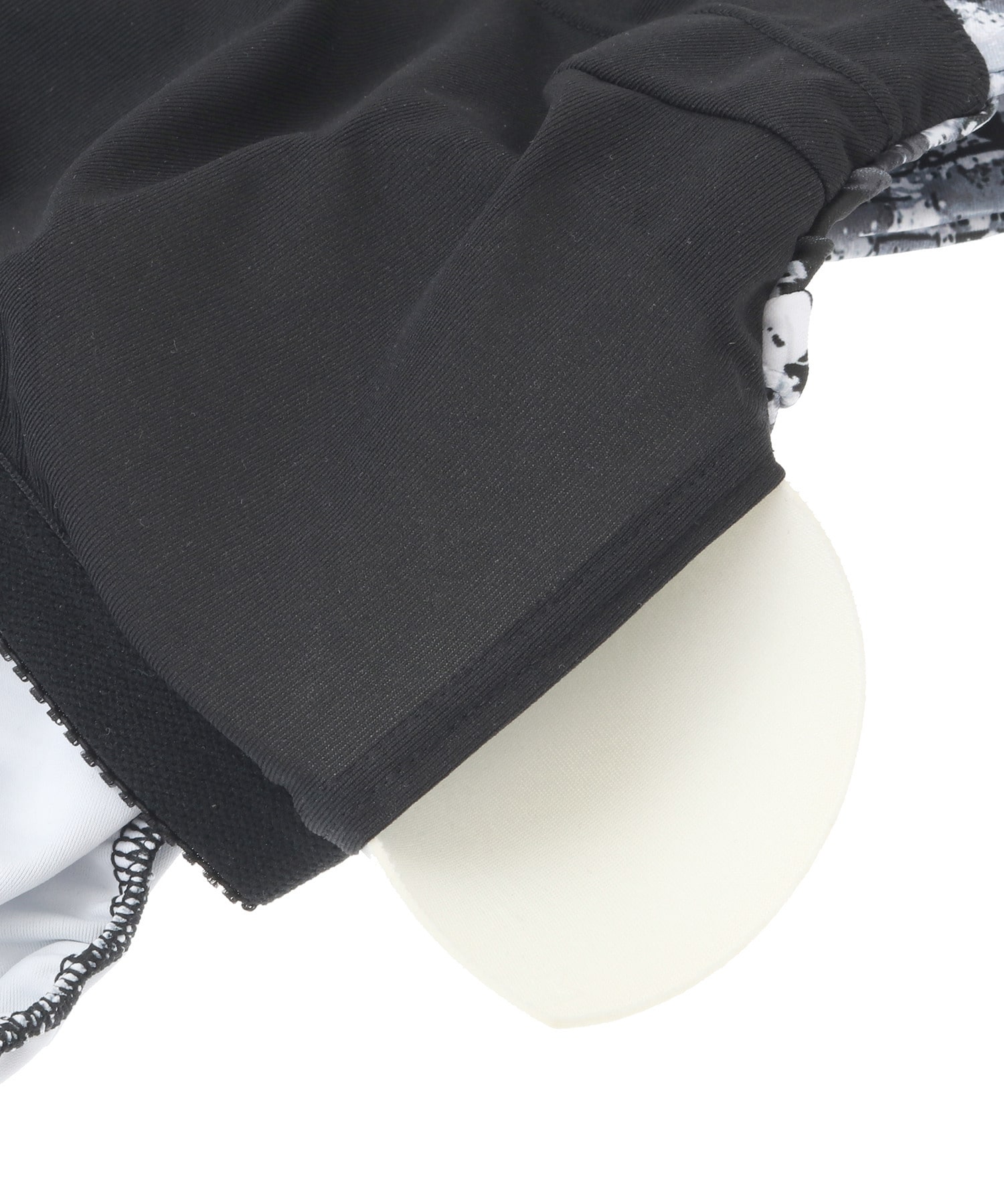 【Julier】sand flowerプリントミドルトップス/パット付き・UVカット・吸汗速乾・ホットヨガ対応・水着・水陸両用 詳細画像 グレー 17