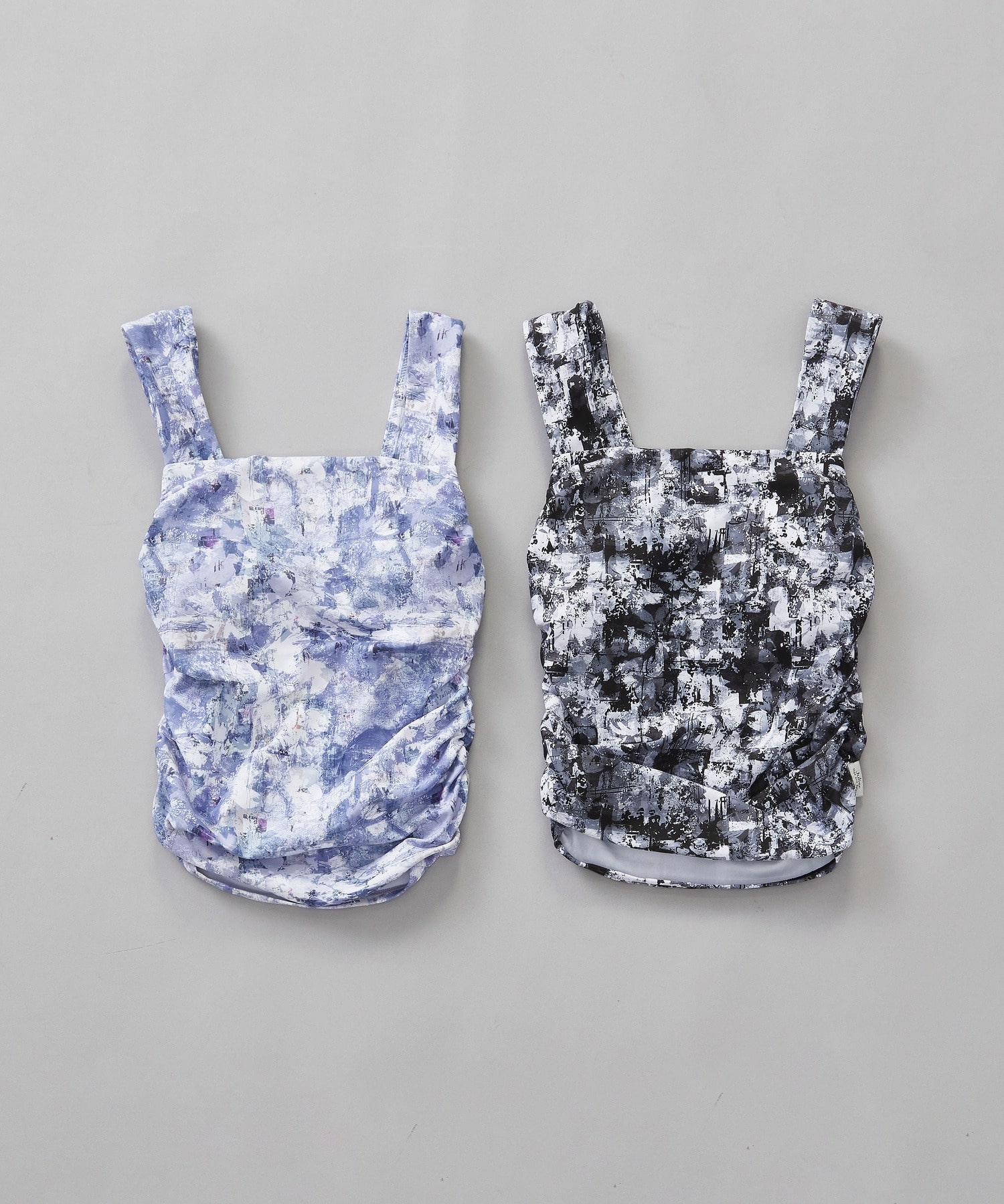 【Julier】sand flowerプリントミドルトップス/パット付き・UVカット・吸汗速乾・ホットヨガ対応・水着・水陸両用 詳細画像 グレー 9