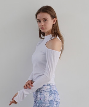 【Julier】リブロングスリーブプルオーバー/パット付き 詳細画像 ホワイト 2