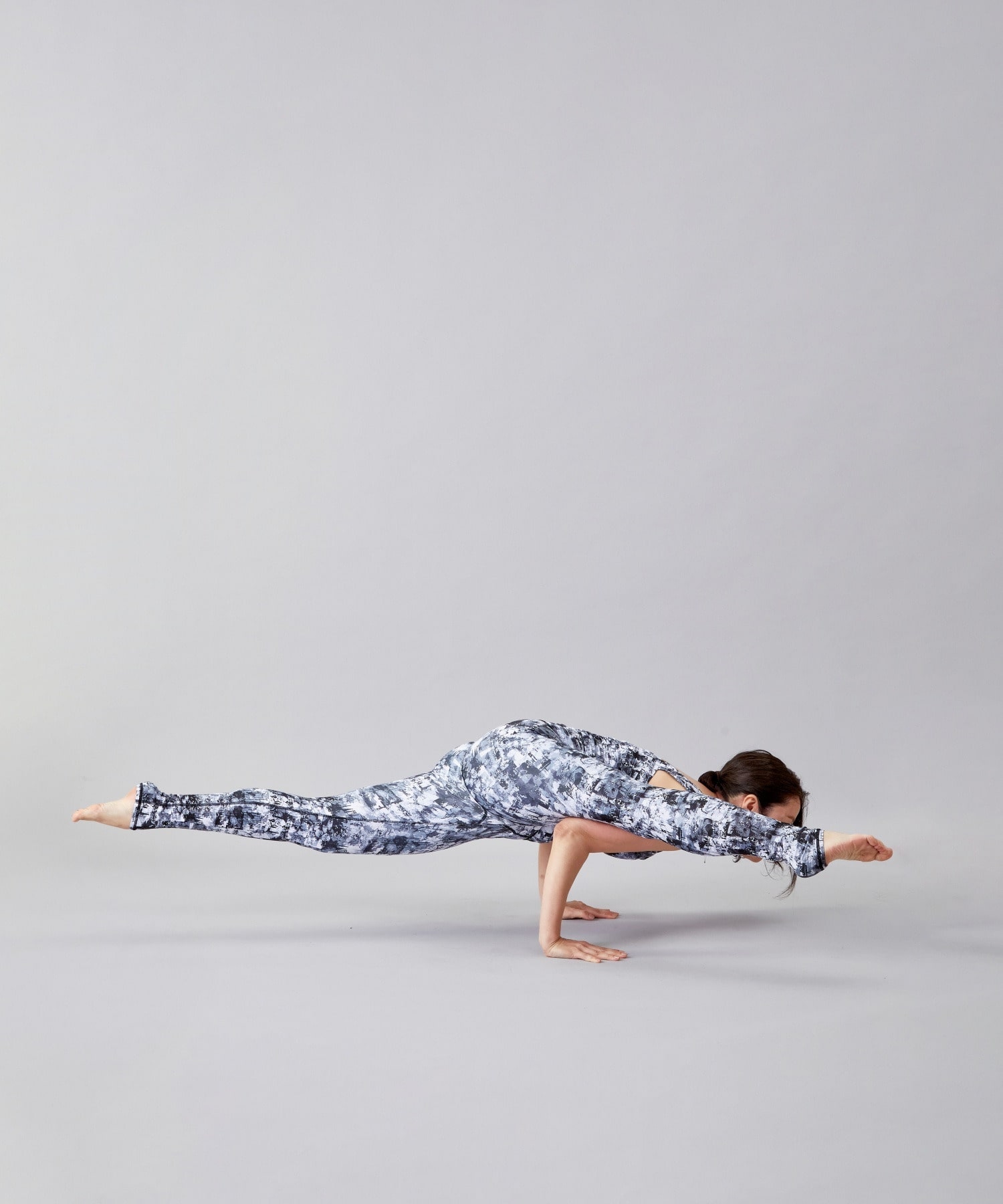 【Julier】sand flowerプリントスーパーハイレギンス/UVカット・吸汗速乾・ホットヨガ対応・水着・水陸両用 詳細画像 グレー 18