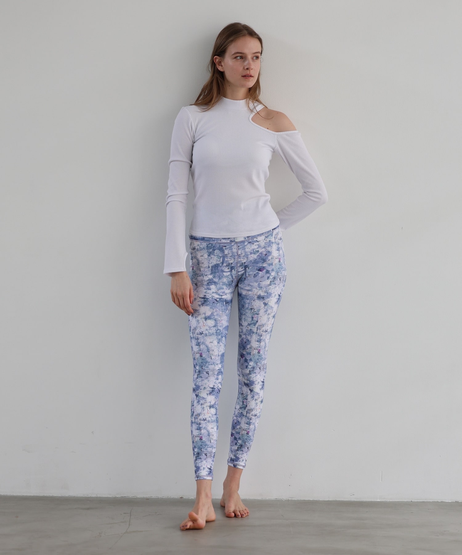 【Julier】sand flowerプリントスーパーハイレギンス/UVカット・吸汗速乾・ホットヨガ対応・水着・水陸両用 詳細画像 グレー 3