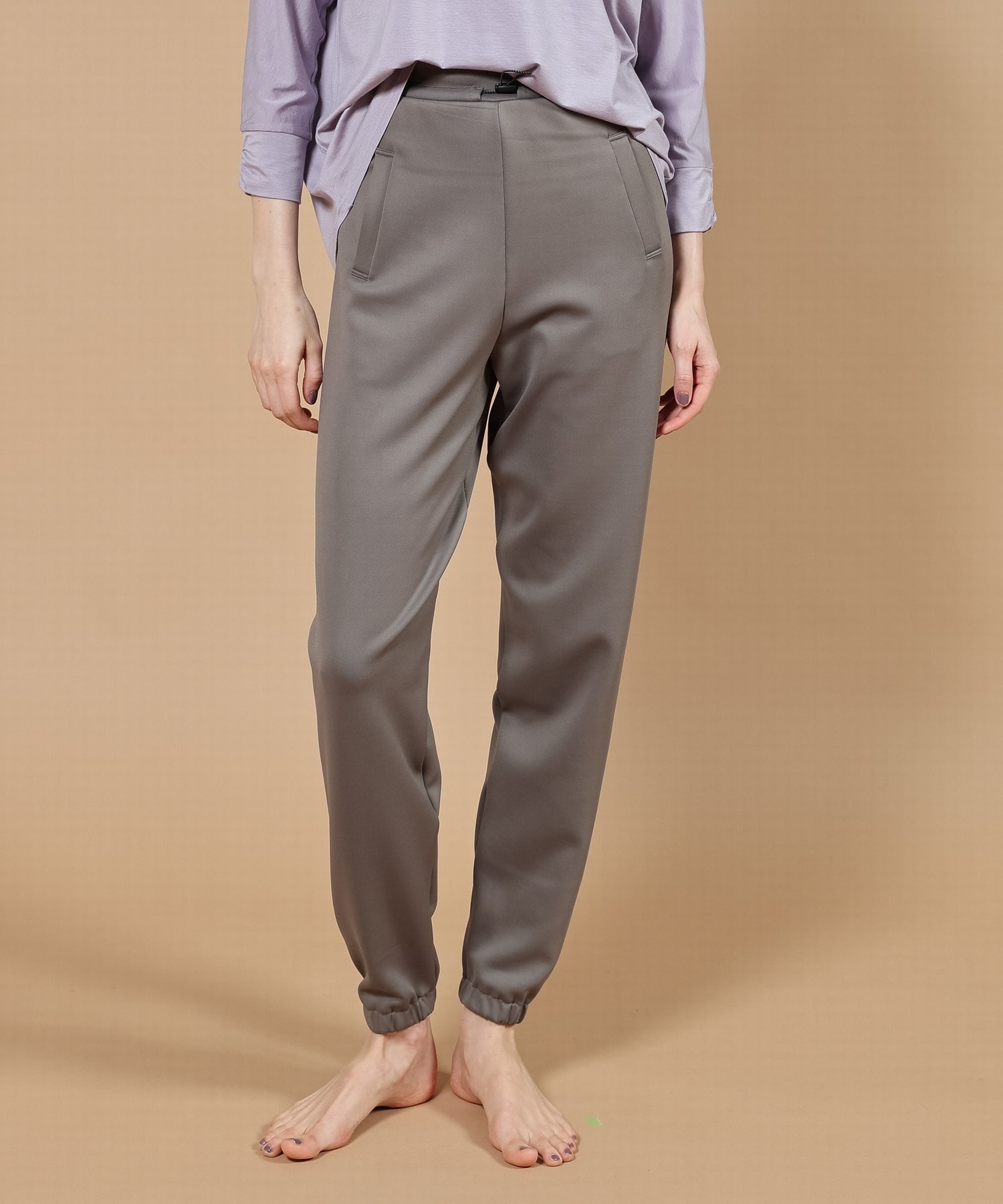 【Julier】プランプストレッチギャザーパンツ/エコ・抗菌防臭・吸水速乾・ハイストレッチ 詳細画像 カーキ 1