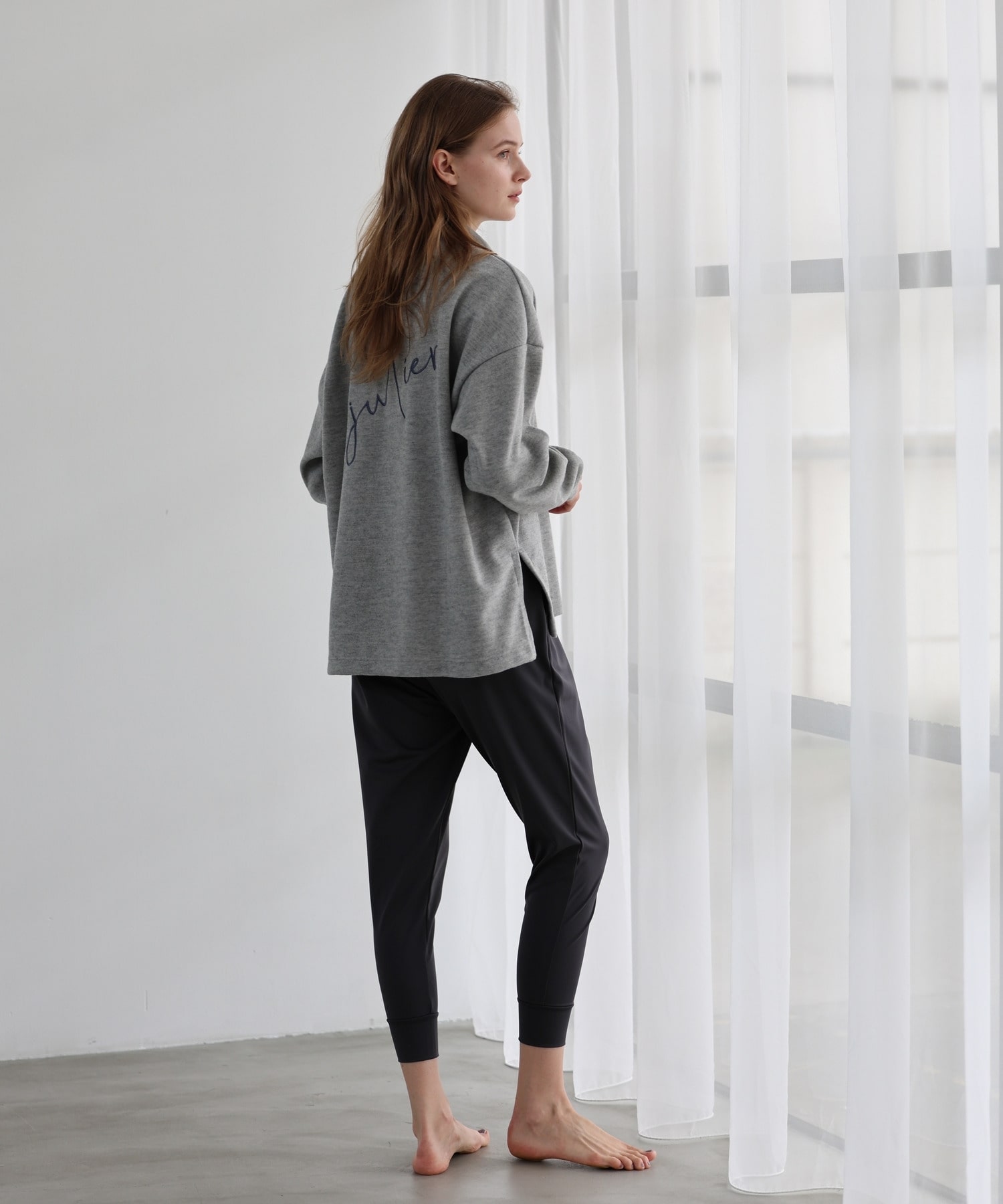 【Julier】ジェントルスムースギャザーパンツ/UVカット・吸汗速乾・ハイストレッチ・ホットヨガ対応  詳細画像 チャコール 5