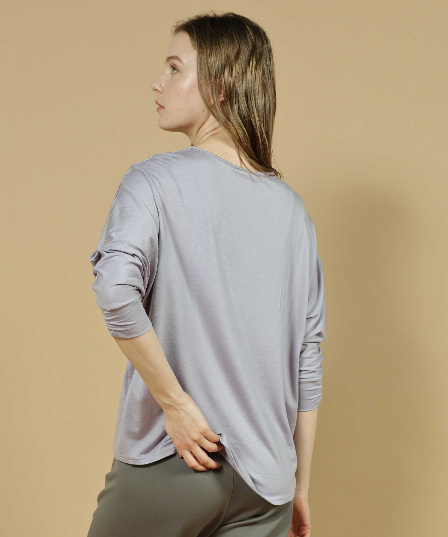 【Julier】エコリヨセルハーフスリーブプルオーバー/保湿・吸湿・ハイストレッチ・マタニティ対応 詳細画像 ブラック 3