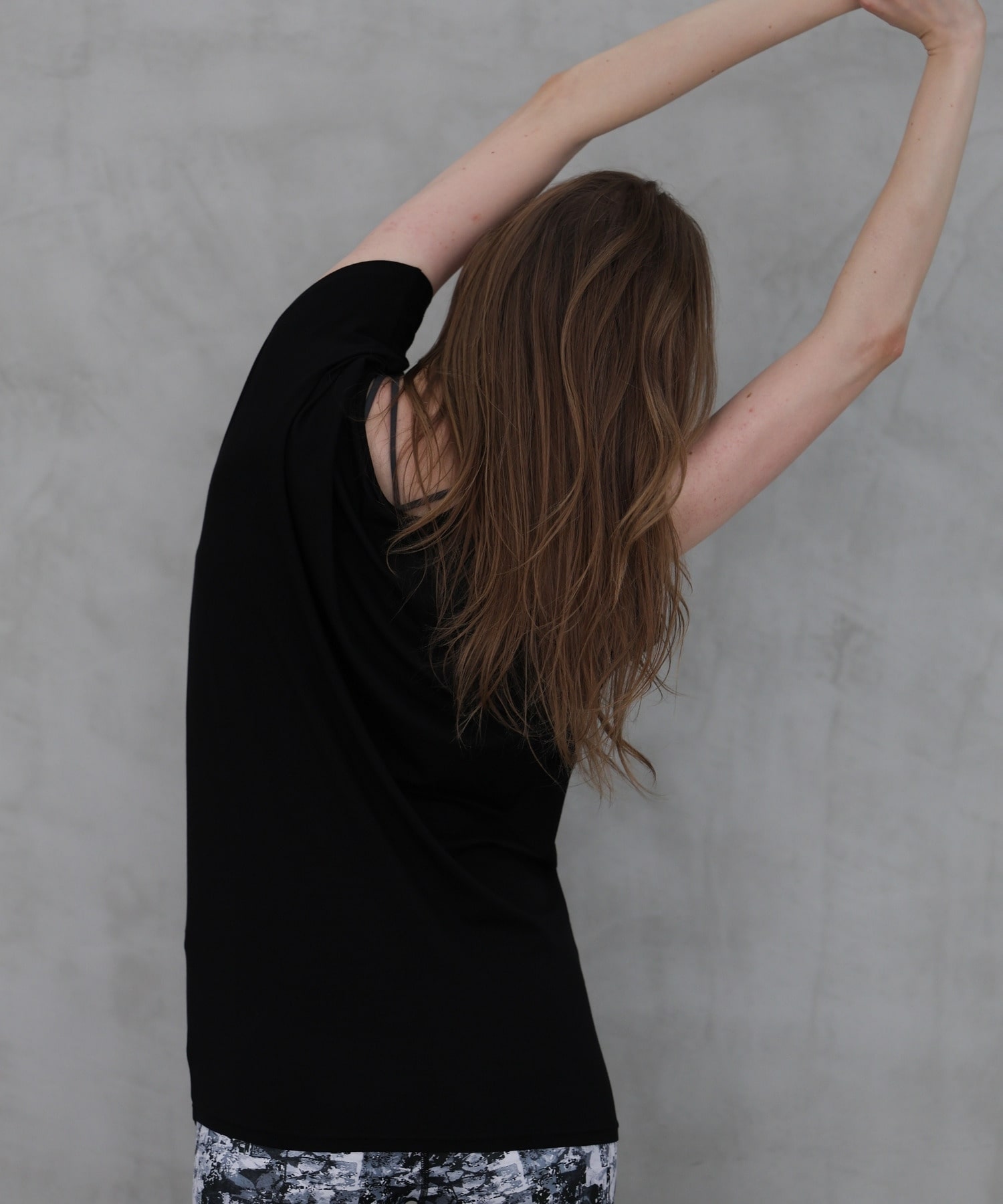 【Julier】エコリヨセル半袖トップス/保湿・吸湿・ハイストレッチ 詳細画像 ブラック 1