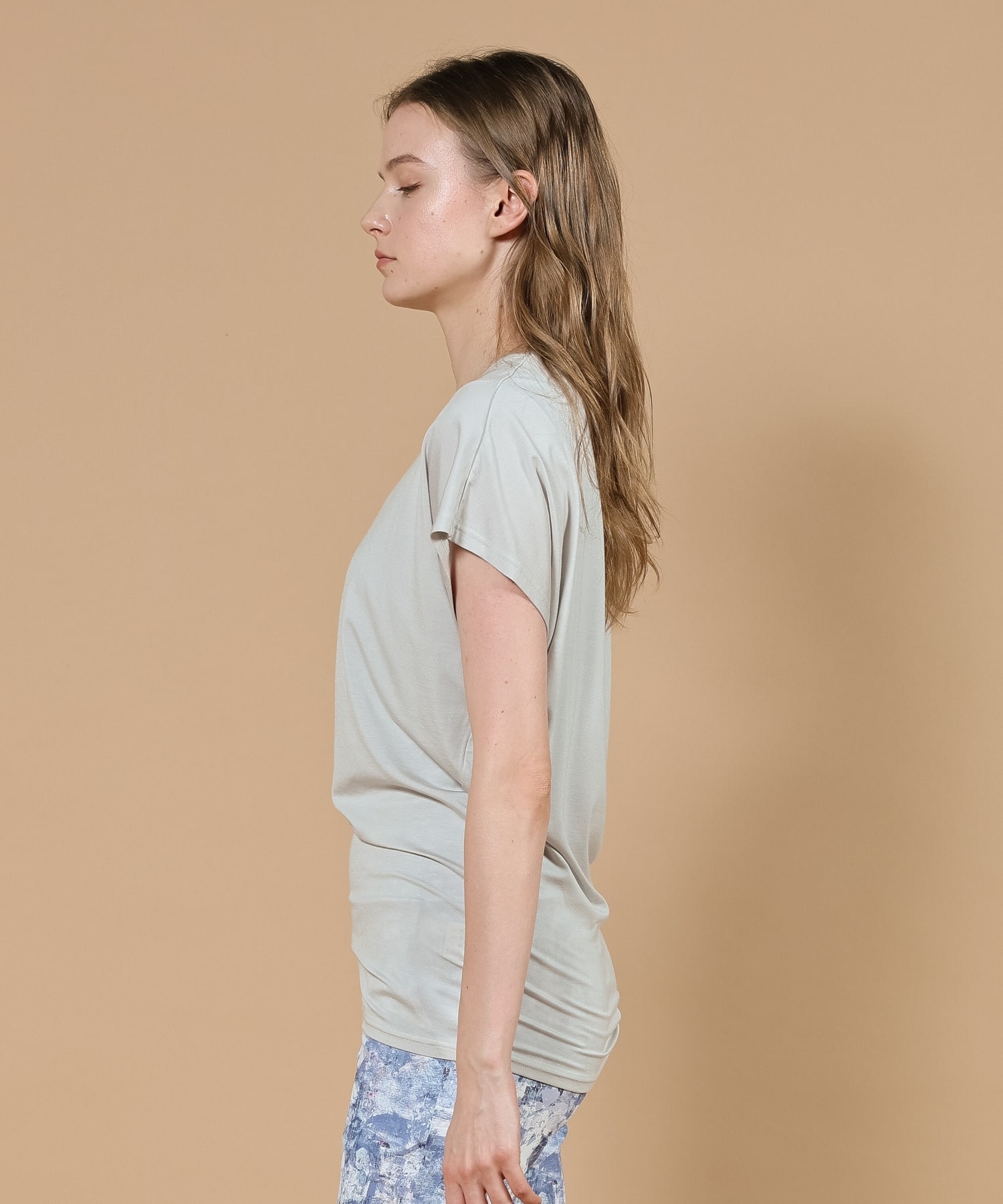 【Julier】エコリヨセル半袖トップス/保湿・吸湿・ハイストレッチ 詳細画像 ライトグレー 2