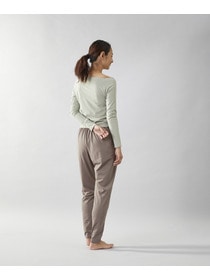 【Julier】【定番】Ecocoギャザーパンツ/エコ・UVカット・吸汗速乾・ハイストレッチ・ホットヨガ対応 詳細画像 グレイッシュベージュ 19