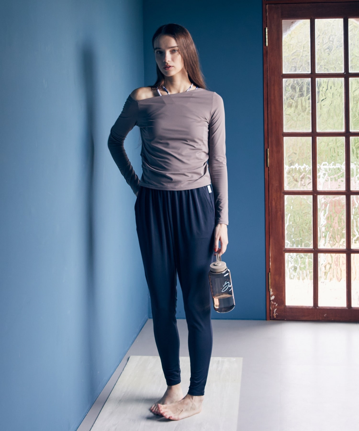 【Julier】【定番】Ecocoギャザーパンツ/エコ・UVカット・吸汗速乾・ハイストレッチ・ホットヨガ対応 詳細画像 グレイッシュベージュ 4