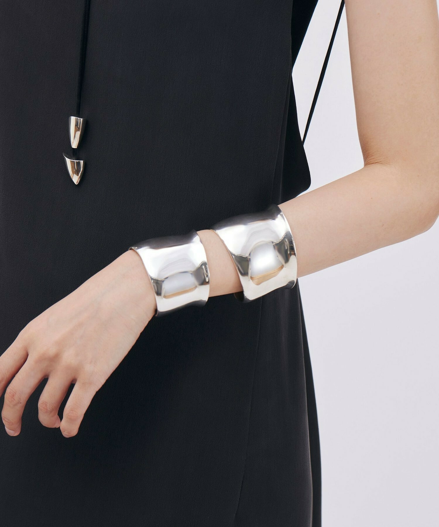 【unbilanc】＜JOAQUIN BERAO＞Bangle FLORA SV 01 Mサイズ 詳細画像 シルバー 2