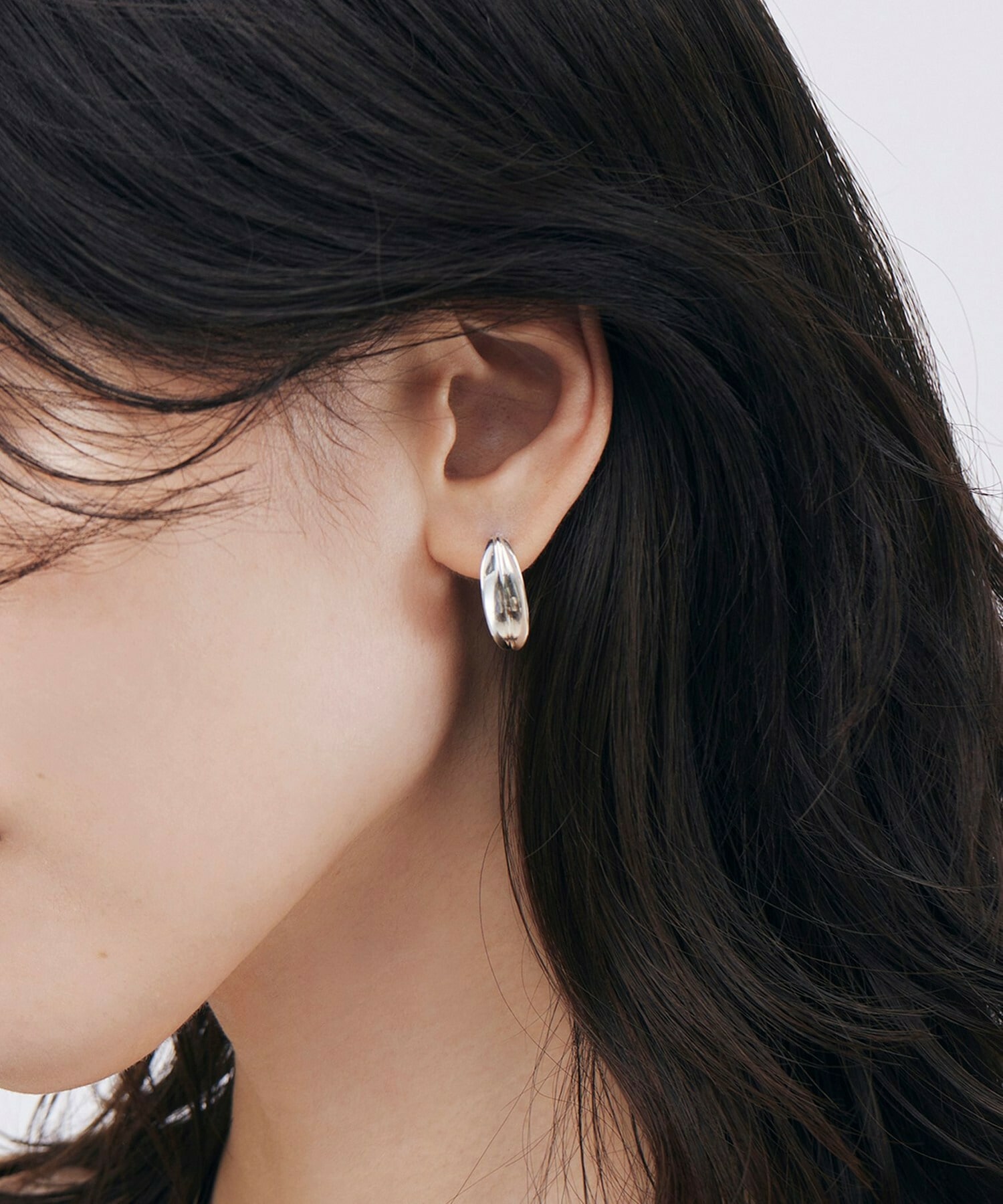 【unbilanc】＜JOAQUIN BERAO＞Earrings GAUDI SV 07 詳細画像 シルバー 1