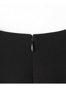 【L'EQUIPE】バックサテンワンピース 詳細画像 ブラック 3