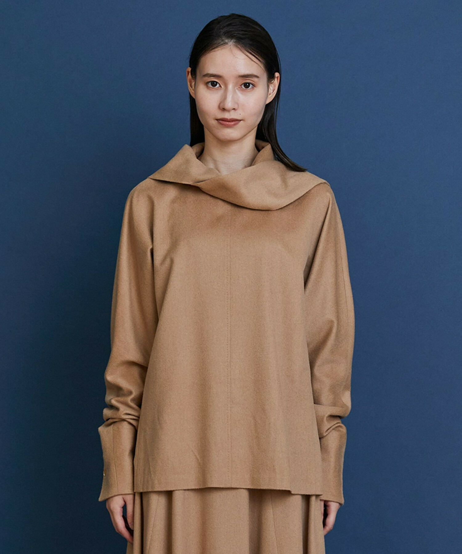 【COUTURIER】ピュアキャメルドレープブラウス 詳細画像 キャメル 10