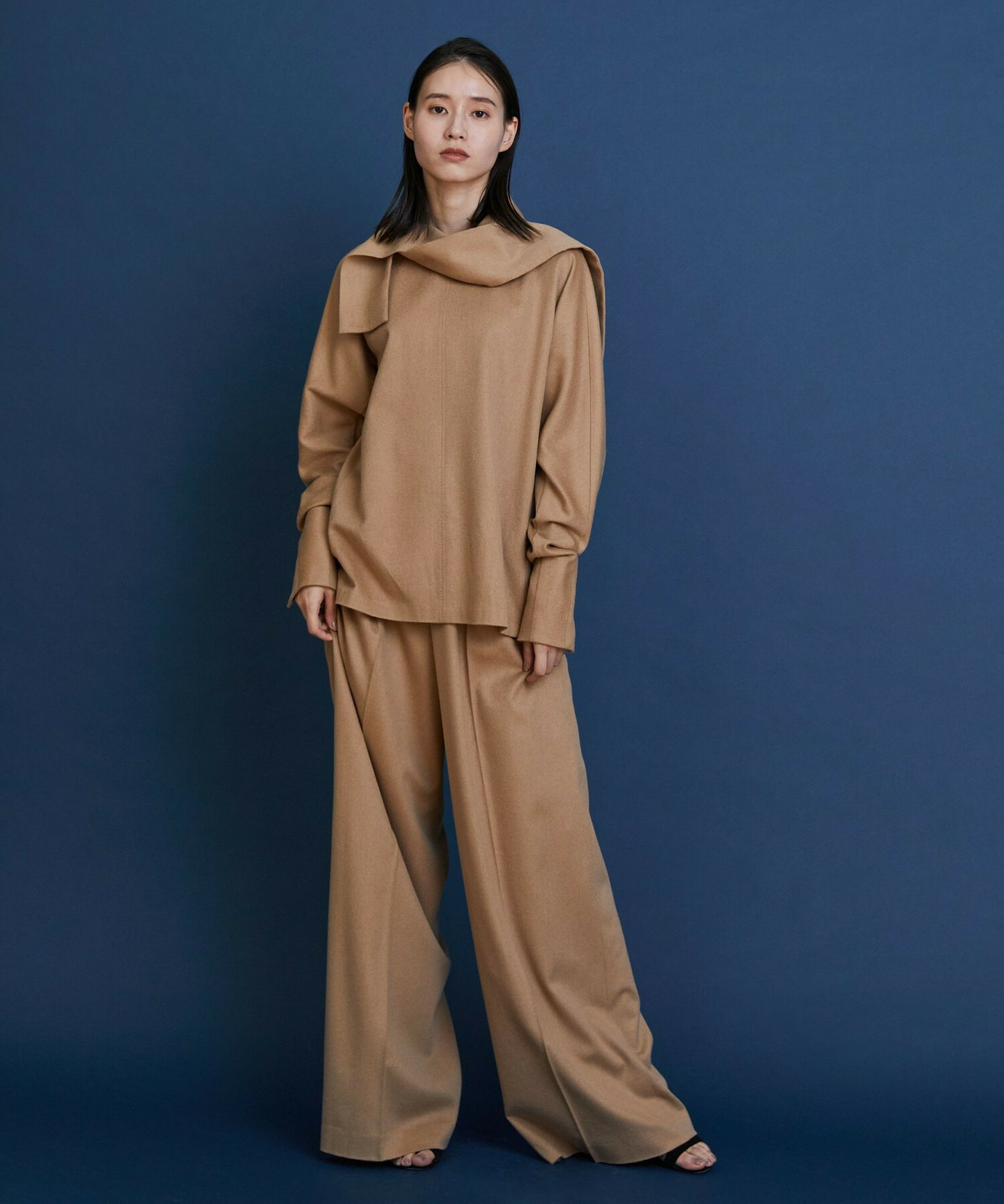 【COUTURIER】ピュアキャメルドレープブラウス 詳細画像 キャメル 9