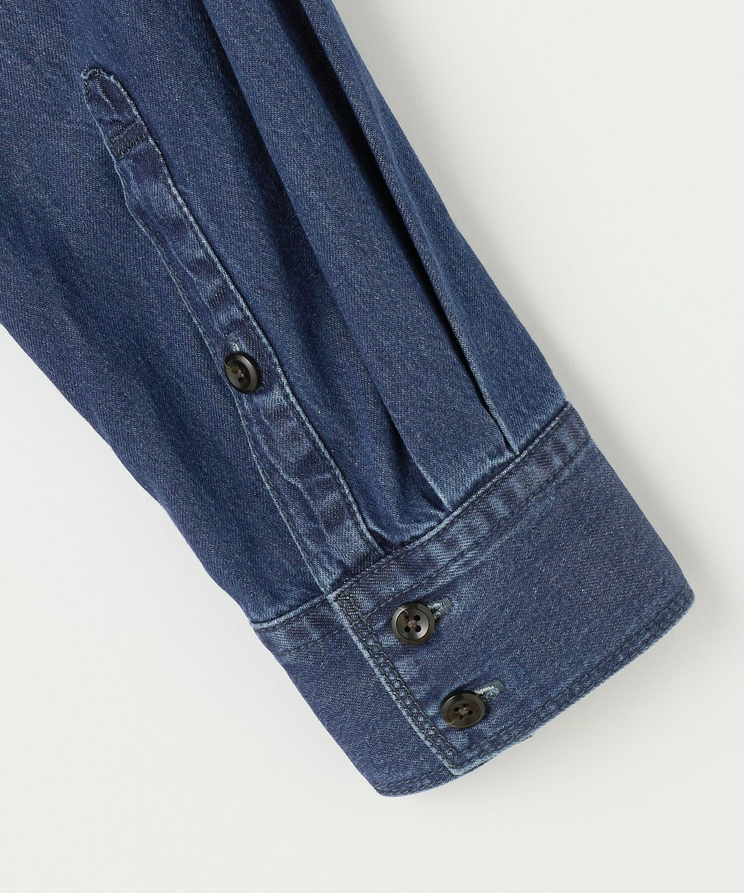 【L'EQUIPE】［eclat 2025年11月号掲載商品］5.9ozデニムシャツ 詳細画像 ブルー 18