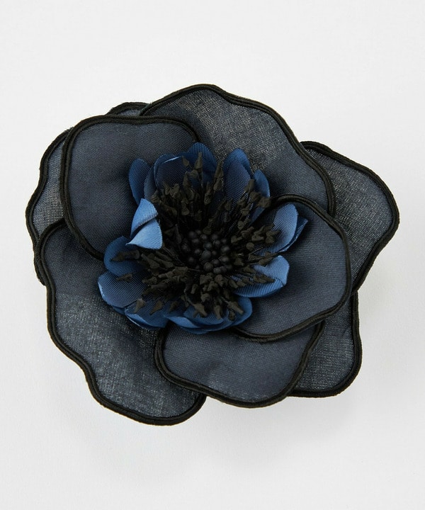 ラインフラワーコサージュ Lラインフラワーコサージュ L