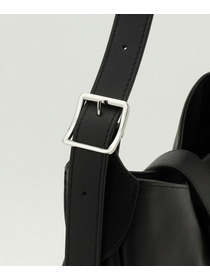 【L'EQUIPE】［eclat 2025年11月号掲載商品］ラウンドショルダーバッグ 詳細画像 ブラック 15