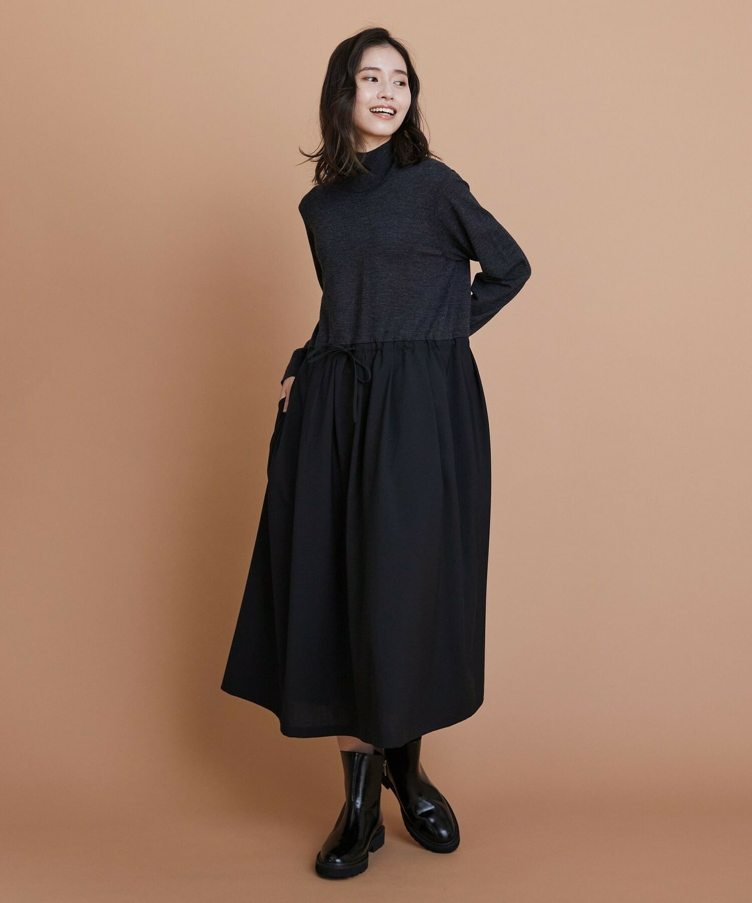 【L'EQUIPE】ウール梳毛＆ウール混トロピカルワンピース 詳細画像 グレー×ブラック 10