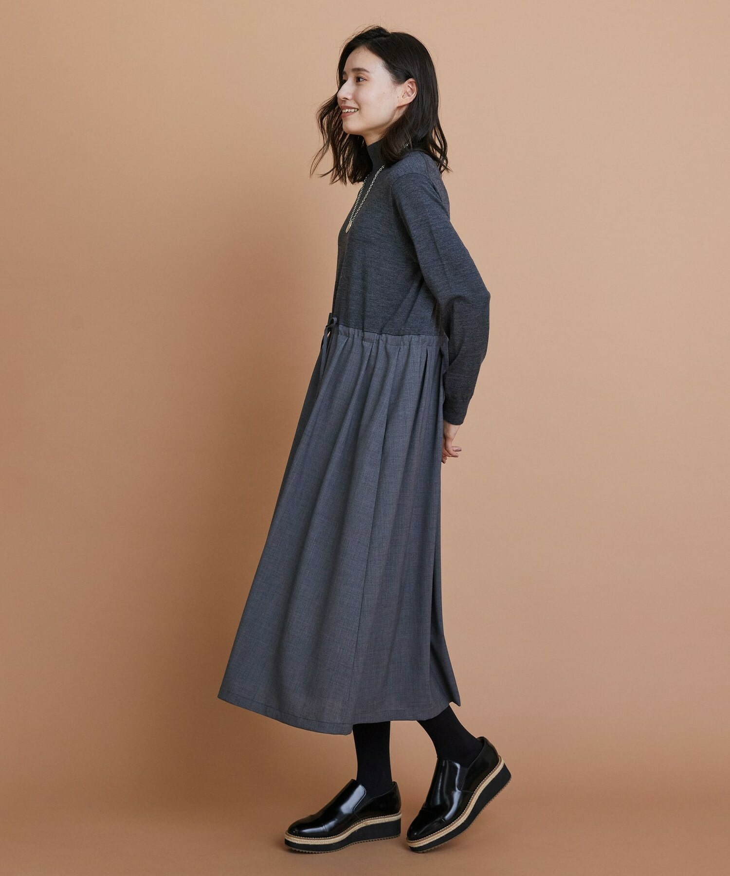 【L'EQUIPE】ウール梳毛＆ウール混トロピカルワンピース 詳細画像 グレー×ブラック 3