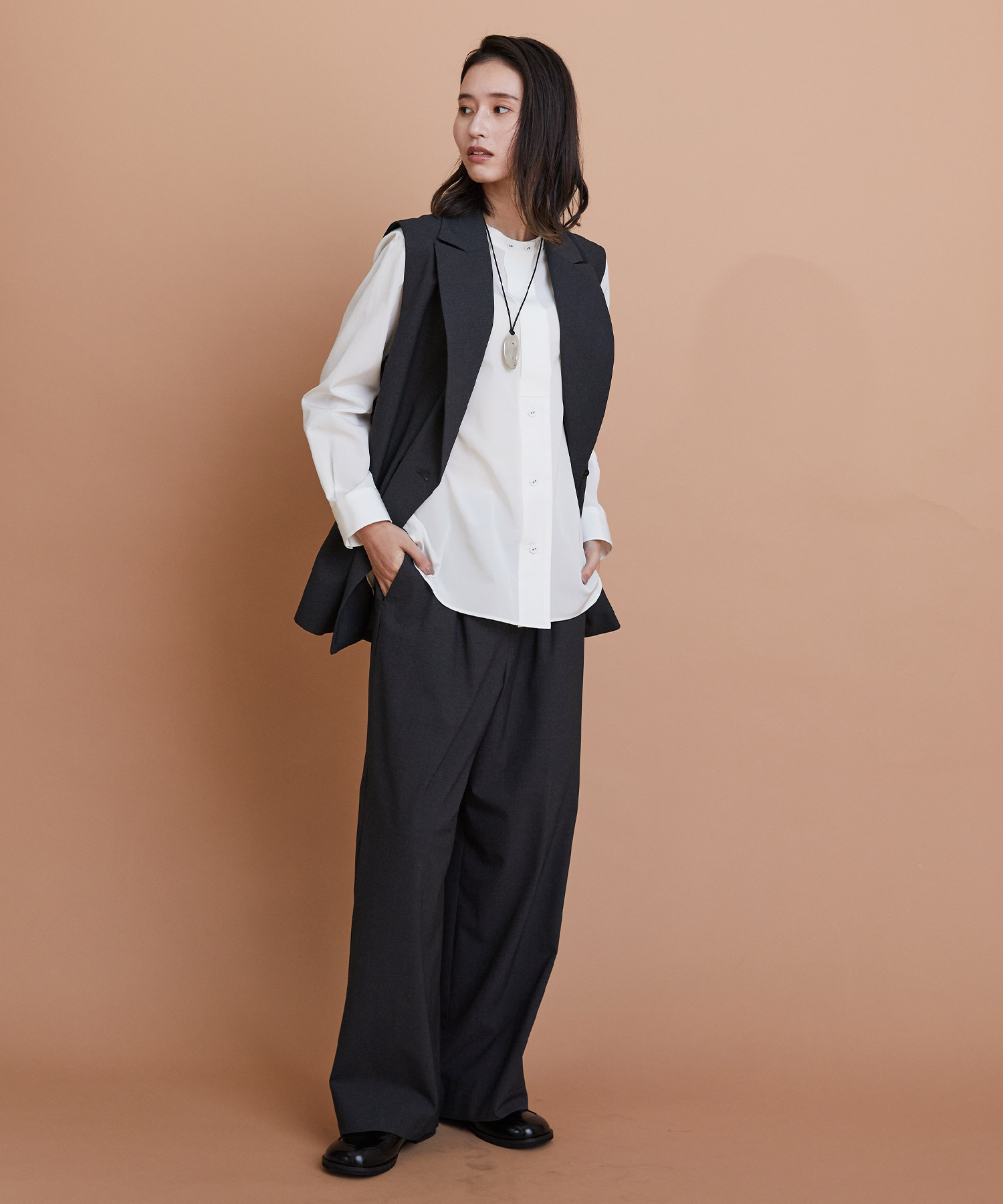 【L'EQUIPE】ウォッシャブルTR2wayストレートパンツ 詳細画像 チャコールグレー 5