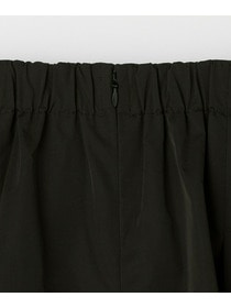 【L'EQUIPE】［eclat 2025年11月号掲載商品］ソフトメモリータフタバルーンスカート 詳細画像 ブラック 23